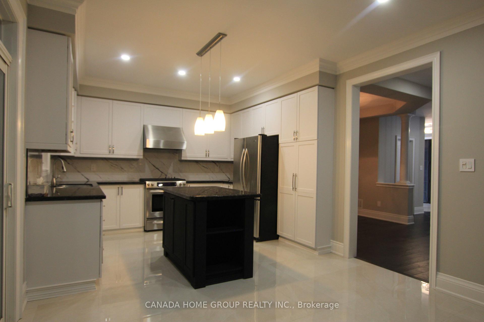 Photo 14 of 129 Creek Path Avenue, Oakville, Bronte — HOMEH