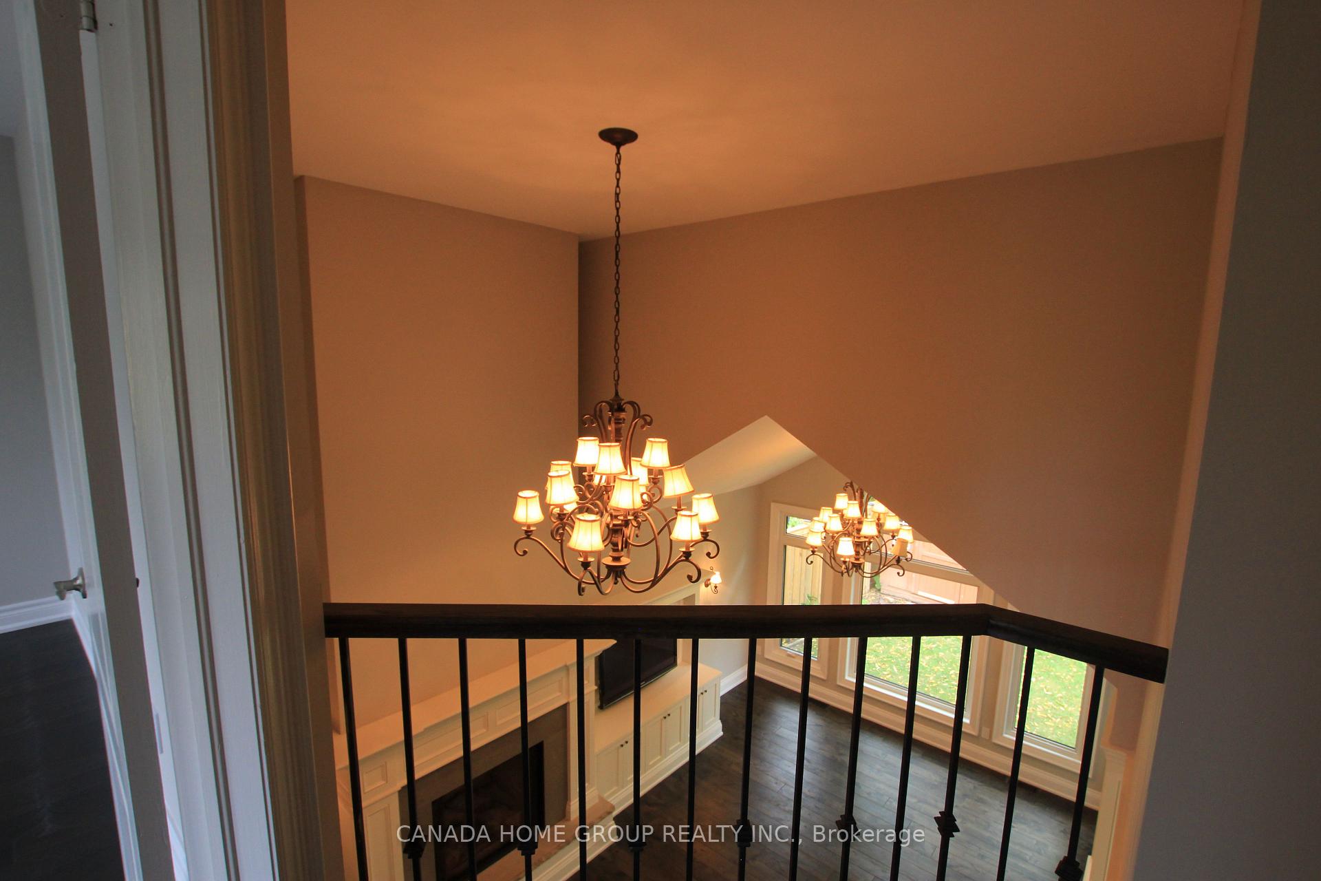 Photo 17 of 129 Creek Path Avenue, Oakville, Bronte — HOMEH