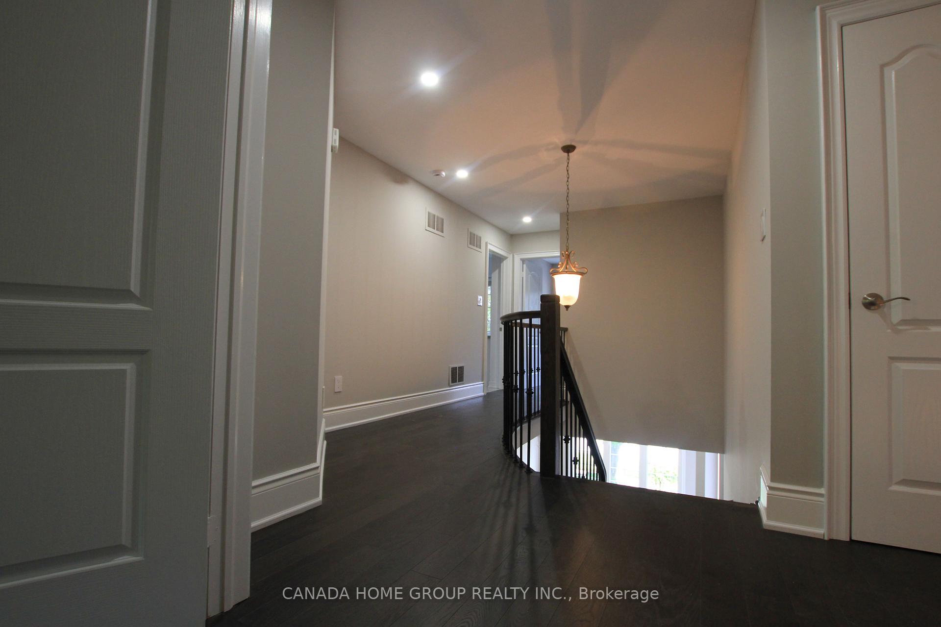 Photo 18 of 129 Creek Path Avenue, Oakville, Bronte — HOMEH