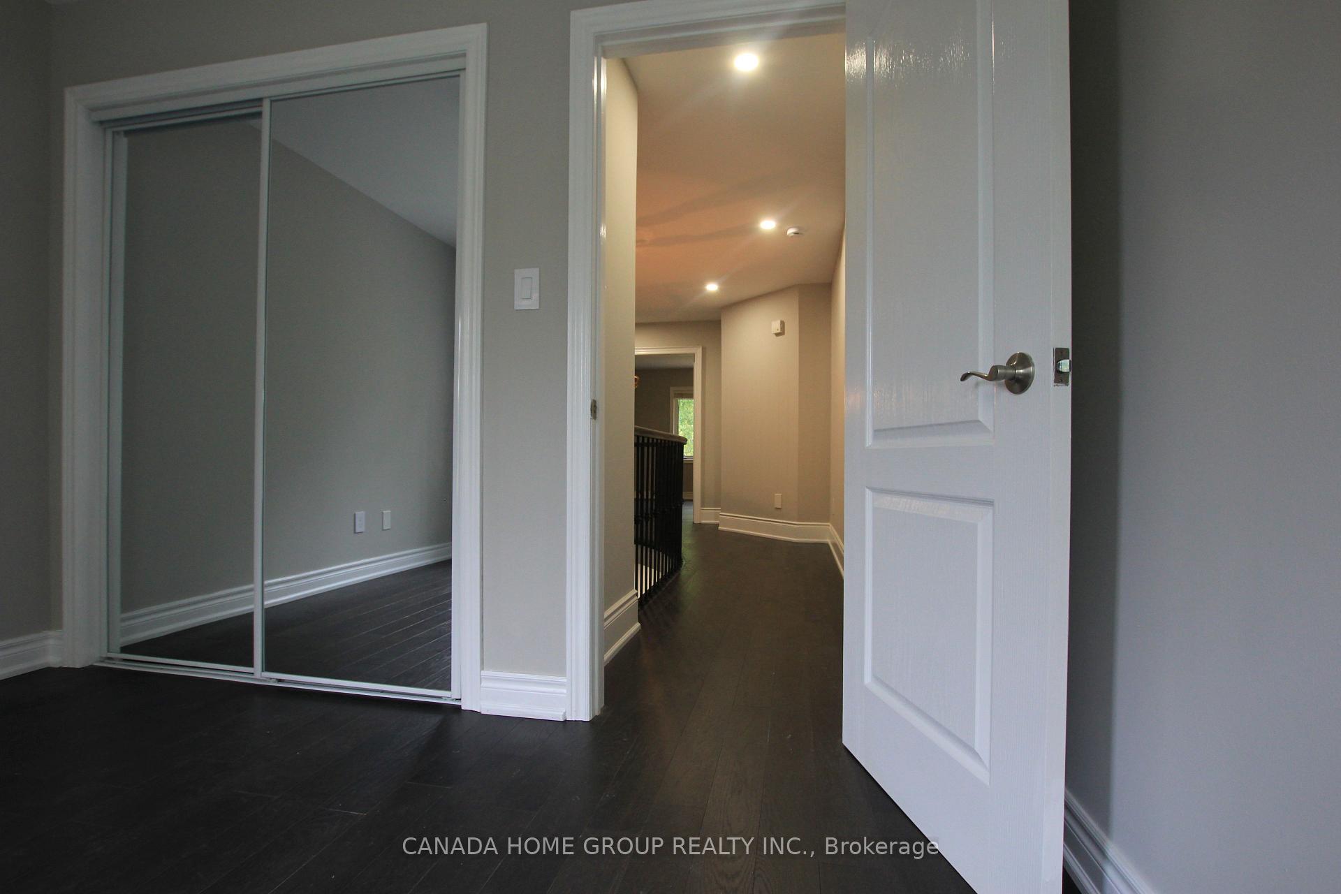 Photo 22 of 129 Creek Path Avenue, Oakville, Bronte — HOMEH