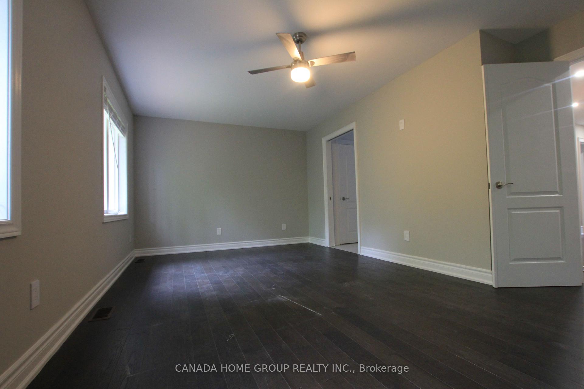 Photo 30 of 129 Creek Path Avenue, Oakville, Bronte — HOMEH
