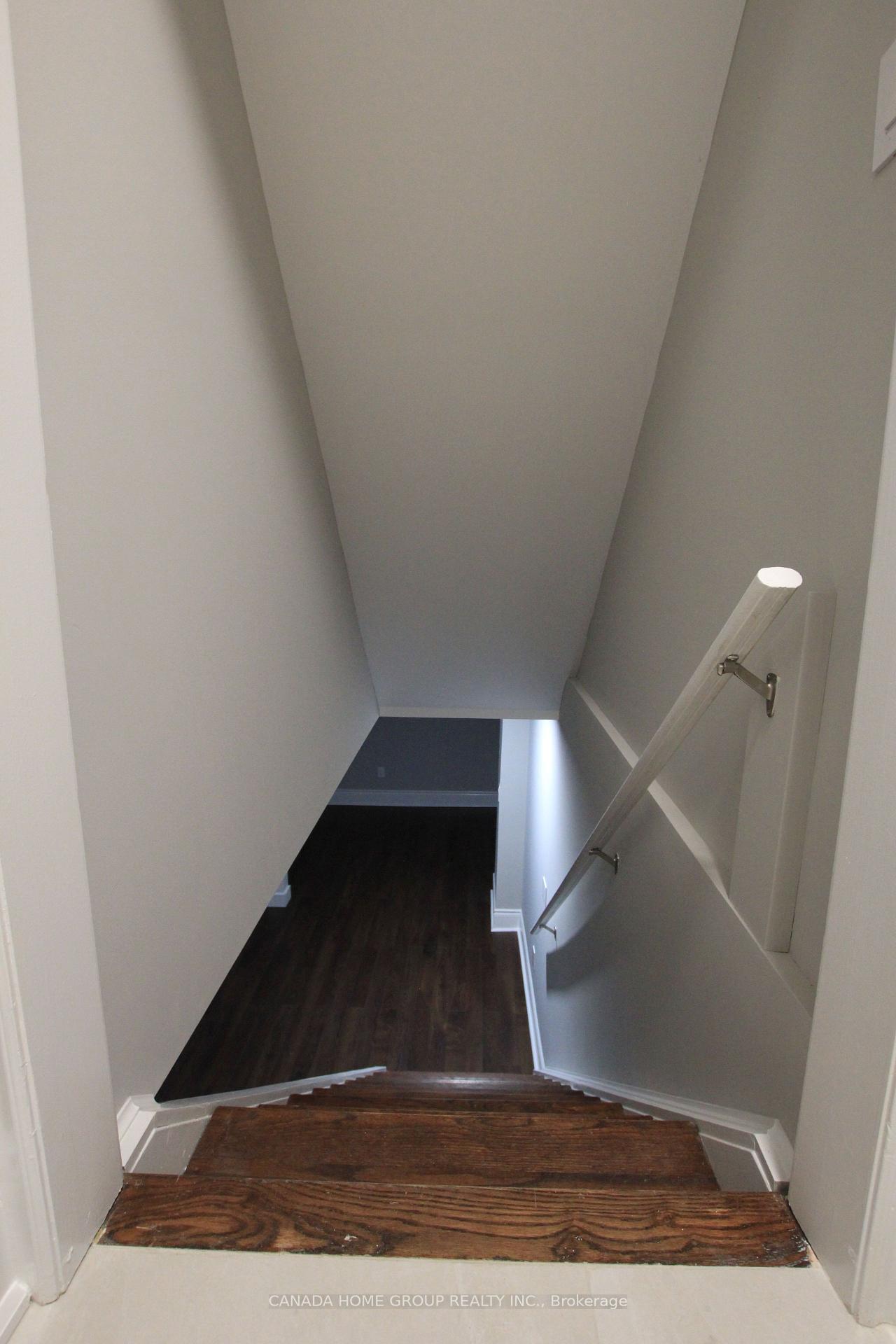 Photo 38 of 129 Creek Path Avenue, Oakville, Bronte — HOMEH