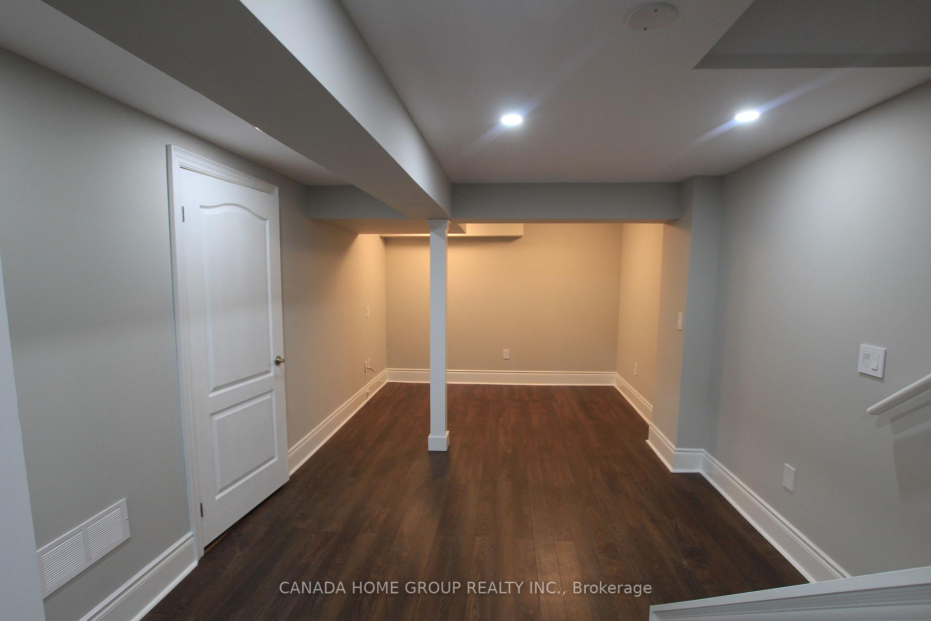 Photo 39 of 129 Creek Path Avenue, Oakville, Bronte — HOMEH