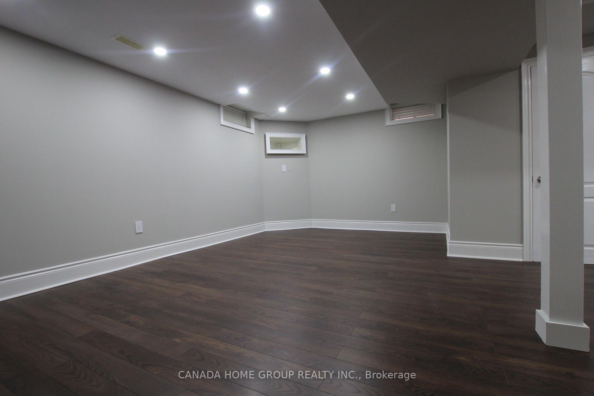 Photo 41 of 129 Creek Path Avenue, Oakville, Bronte — HOMEH