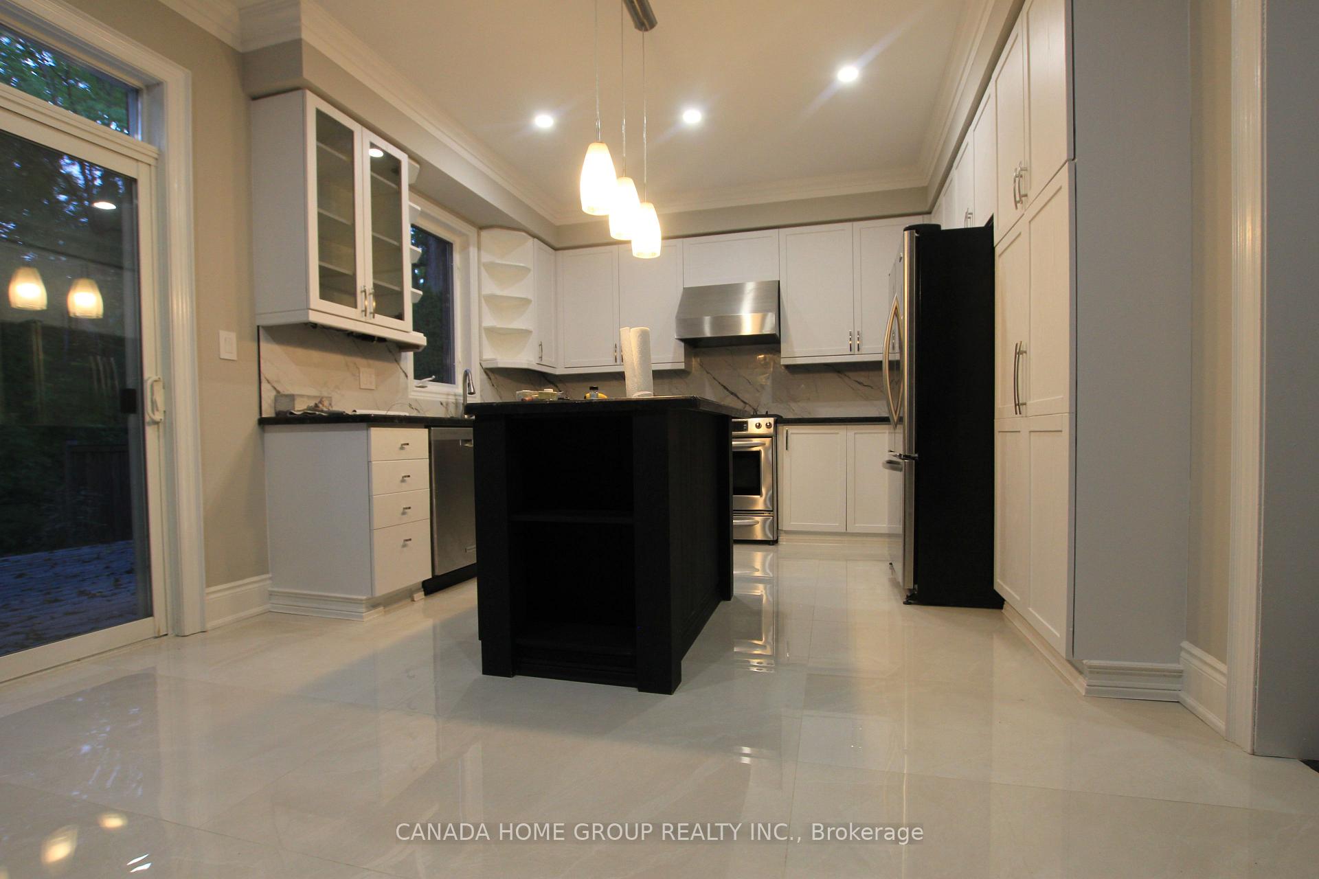 Photo 47 of 129 Creek Path Avenue, Oakville, Bronte — HOMEH