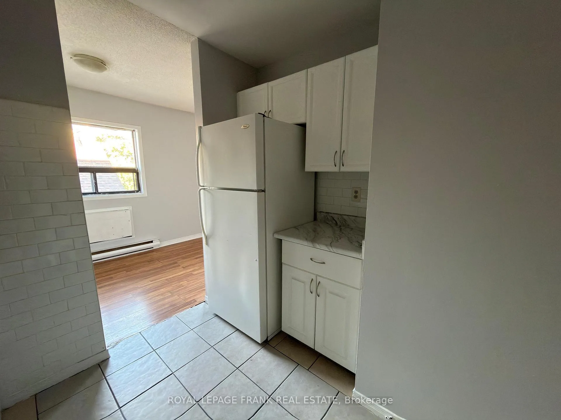 Photo 7 of Unit 8, 155 Colborne Street E, Oshawa, O'Neill — HOMEH