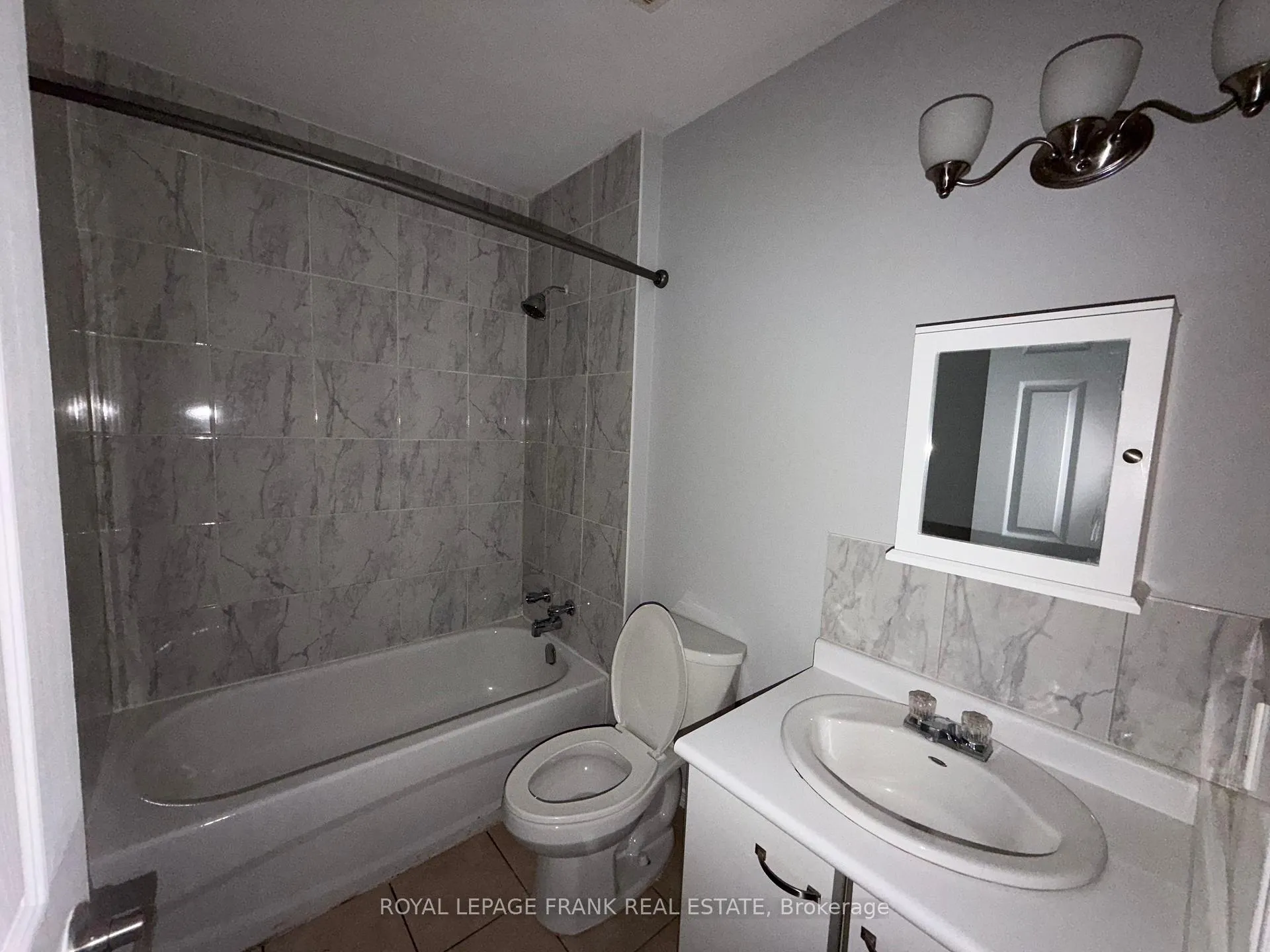 Photo 13 of Unit 8, 155 Colborne Street E, Oshawa, O'Neill — HOMEH