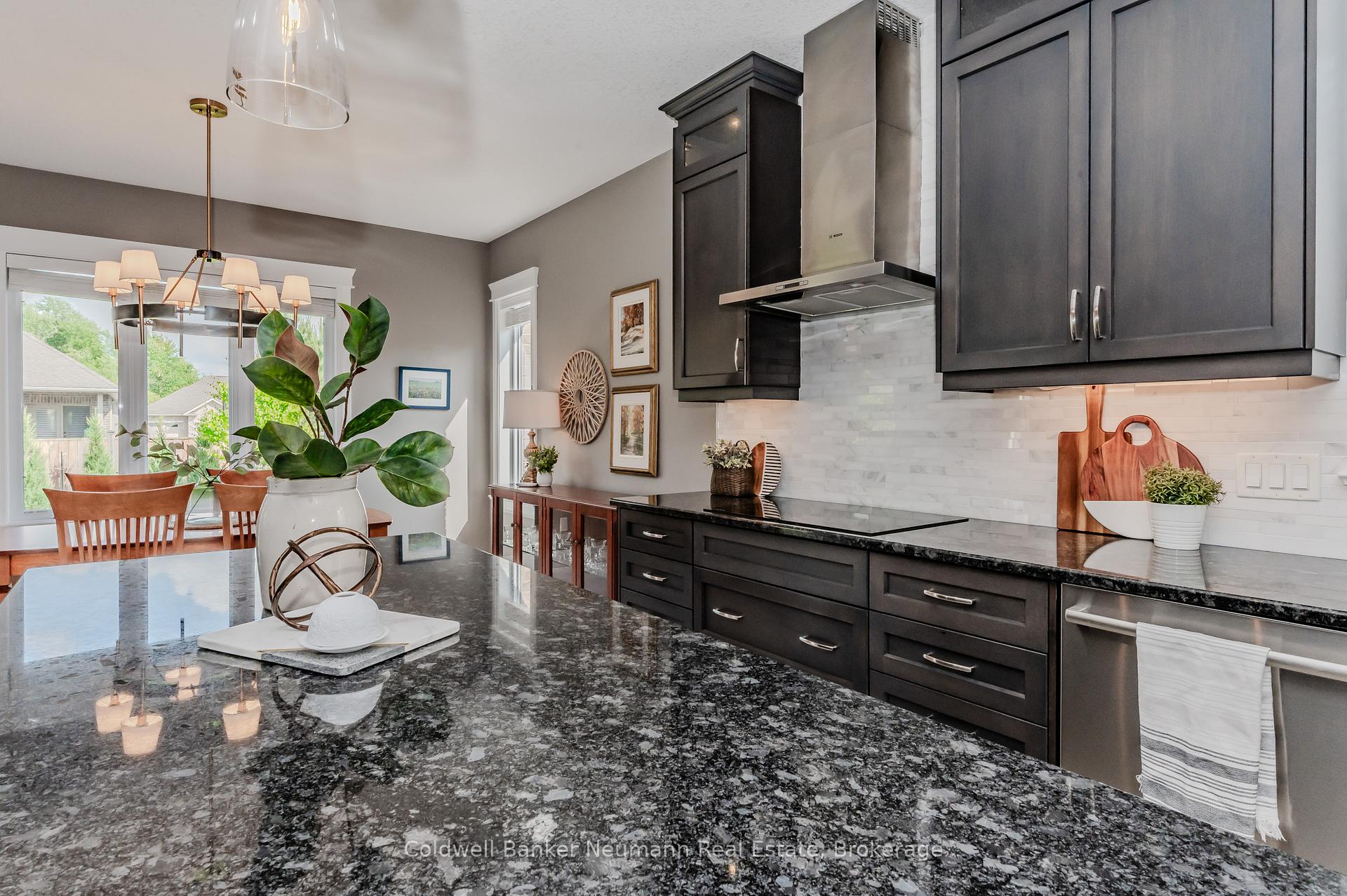 Photo 5 of 970 Reserve Avenue S, North Perth, Listowel — HOMEH