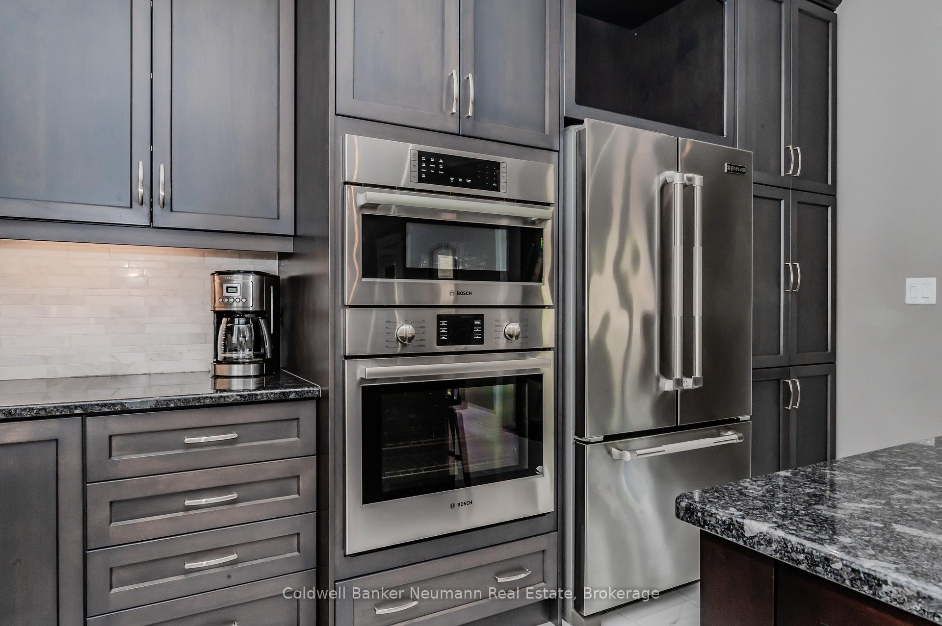 Photo 8 of 970 Reserve Avenue S, North Perth, Listowel — HOMEH