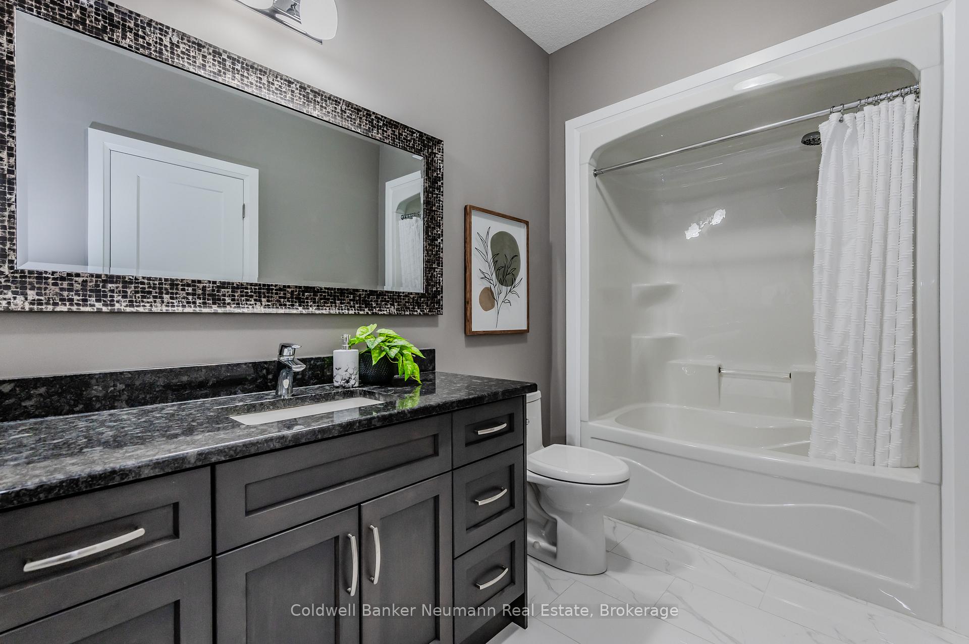 Photo 15 of 970 Reserve Avenue S, North Perth, Listowel — HOMEH