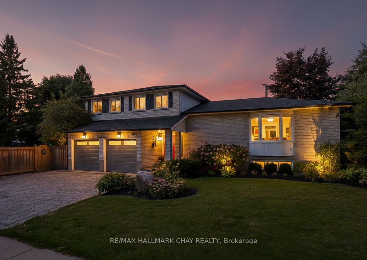 Photo 3 of 2 Willis Drive, New Tecumseth, Alliston — HOMEH