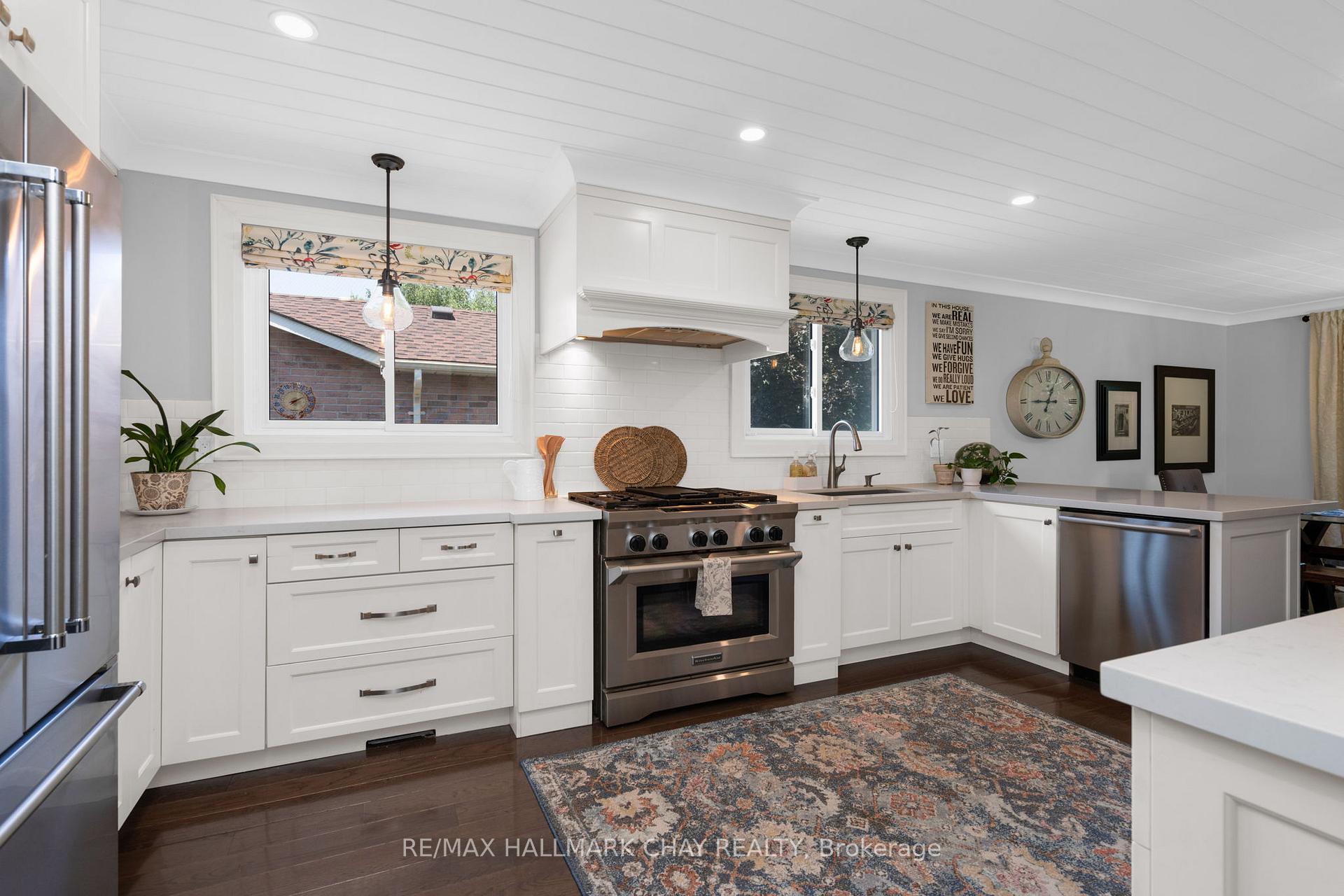 Photo 11 of 2 Willis Drive, New Tecumseth, Alliston — HOMEH