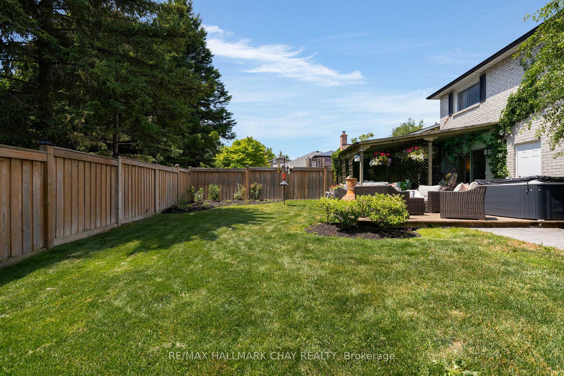 Photo 44 of 2 Willis Drive, New Tecumseth, Alliston — HOMEH