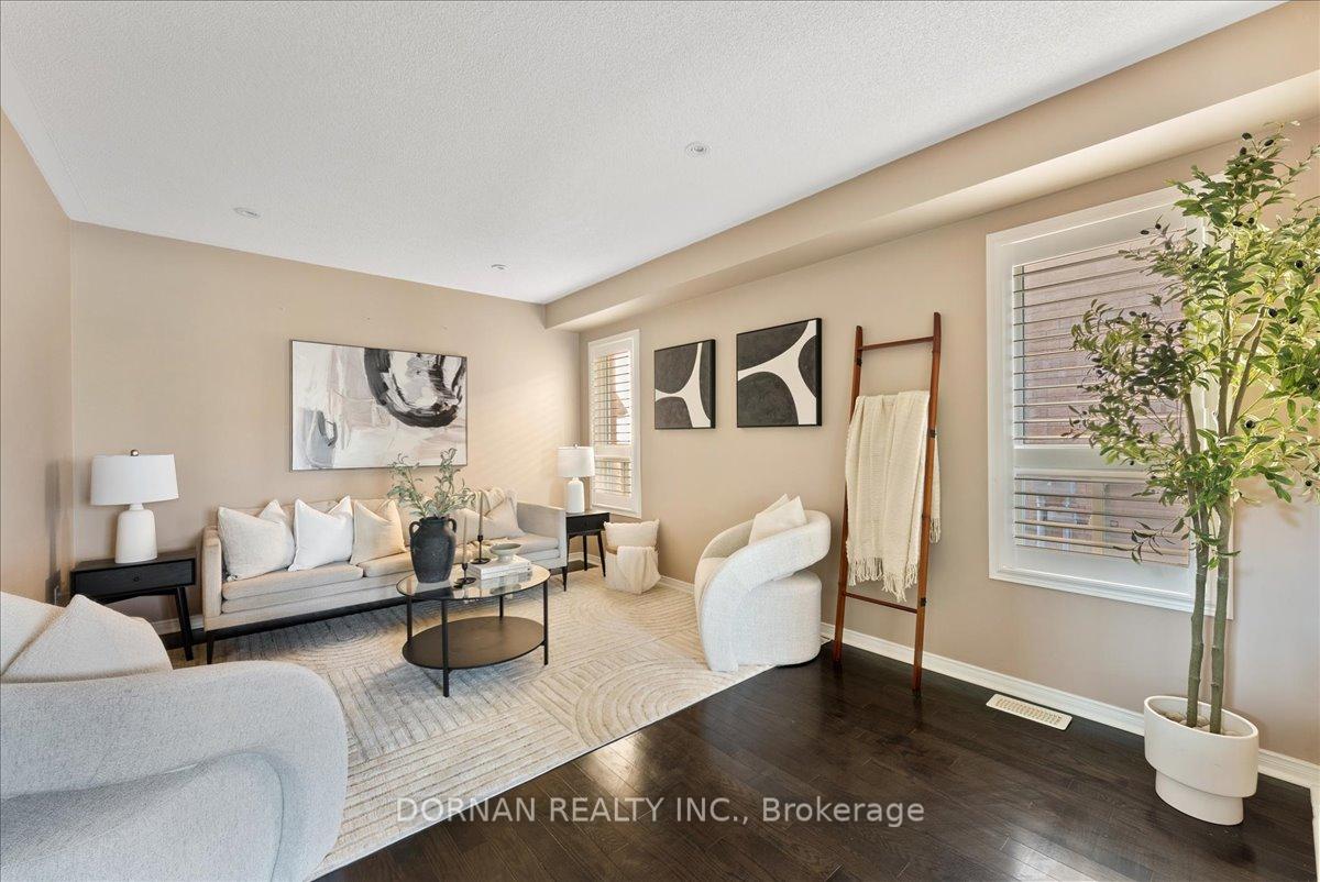 Photo 5 of 1071 Coldstream Drive, Oshawa, Taunton — HOMEH