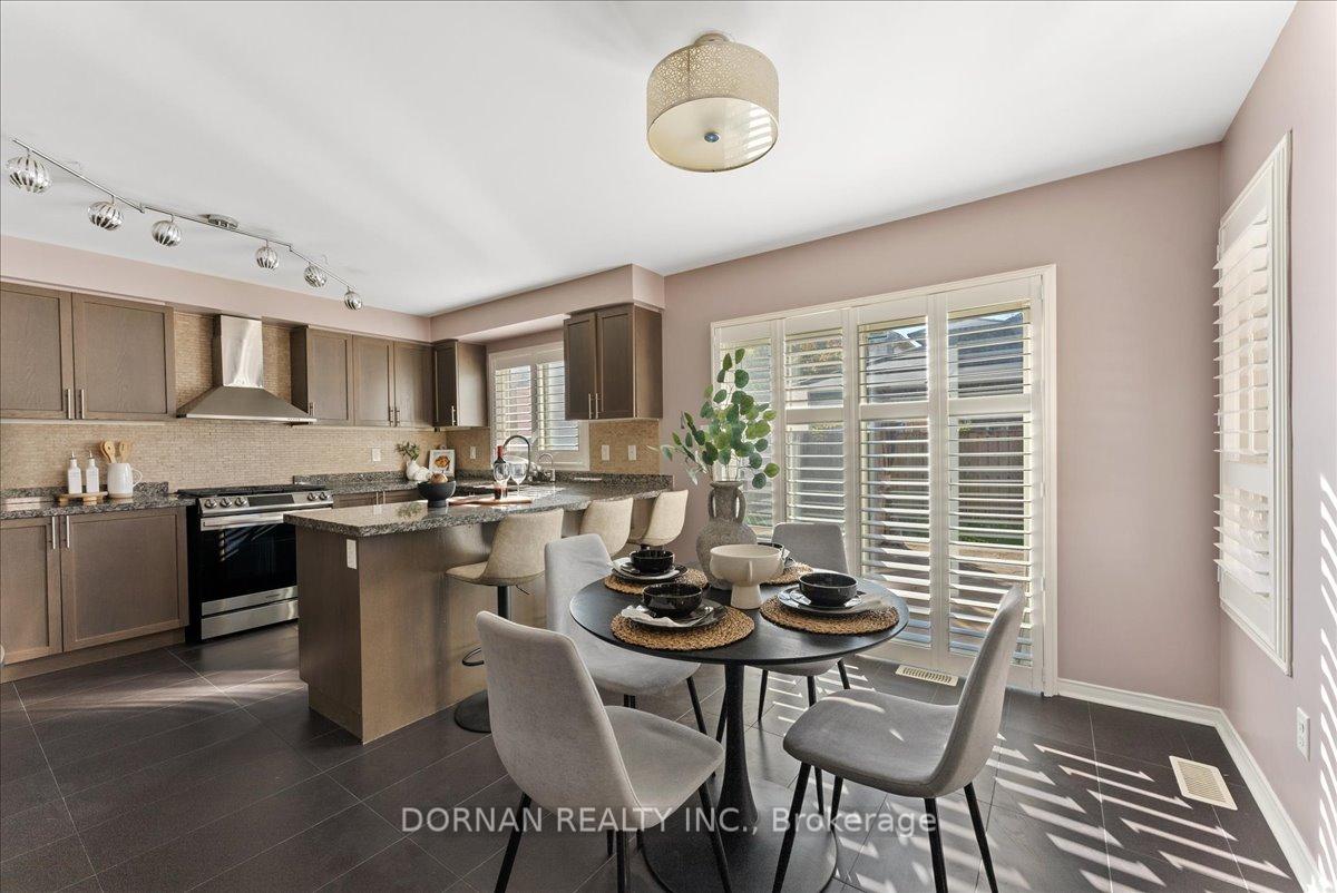 Photo 11 of 1071 Coldstream Drive, Oshawa, Taunton — HOMEH