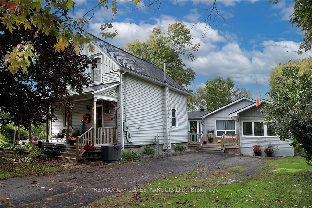 Photo 1 of 424 Main Street, North Dundas, Winchester — HOMEH
