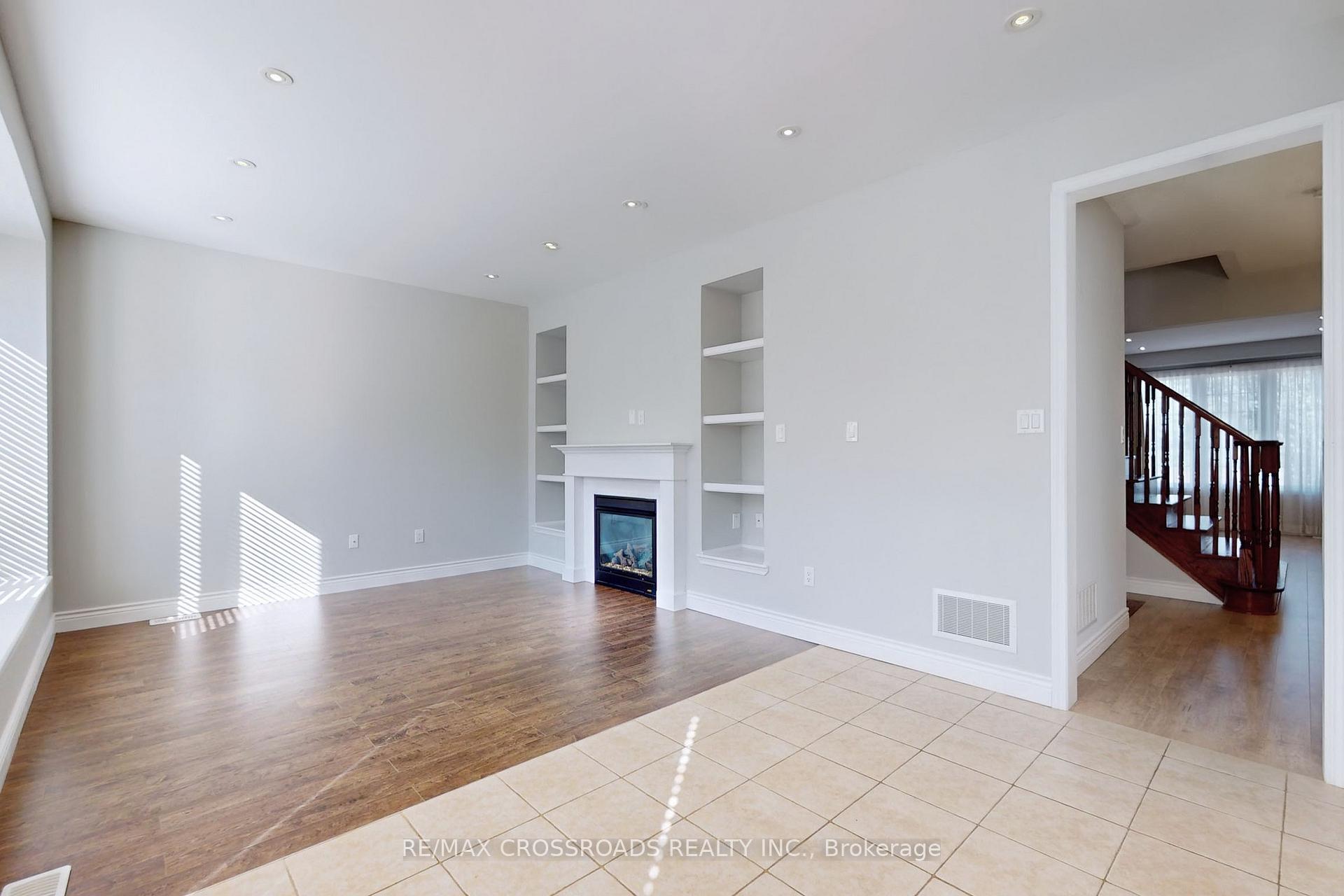 Photo 9 of 103 James Parrott Avenue, Markham, Wismer — HOMEH