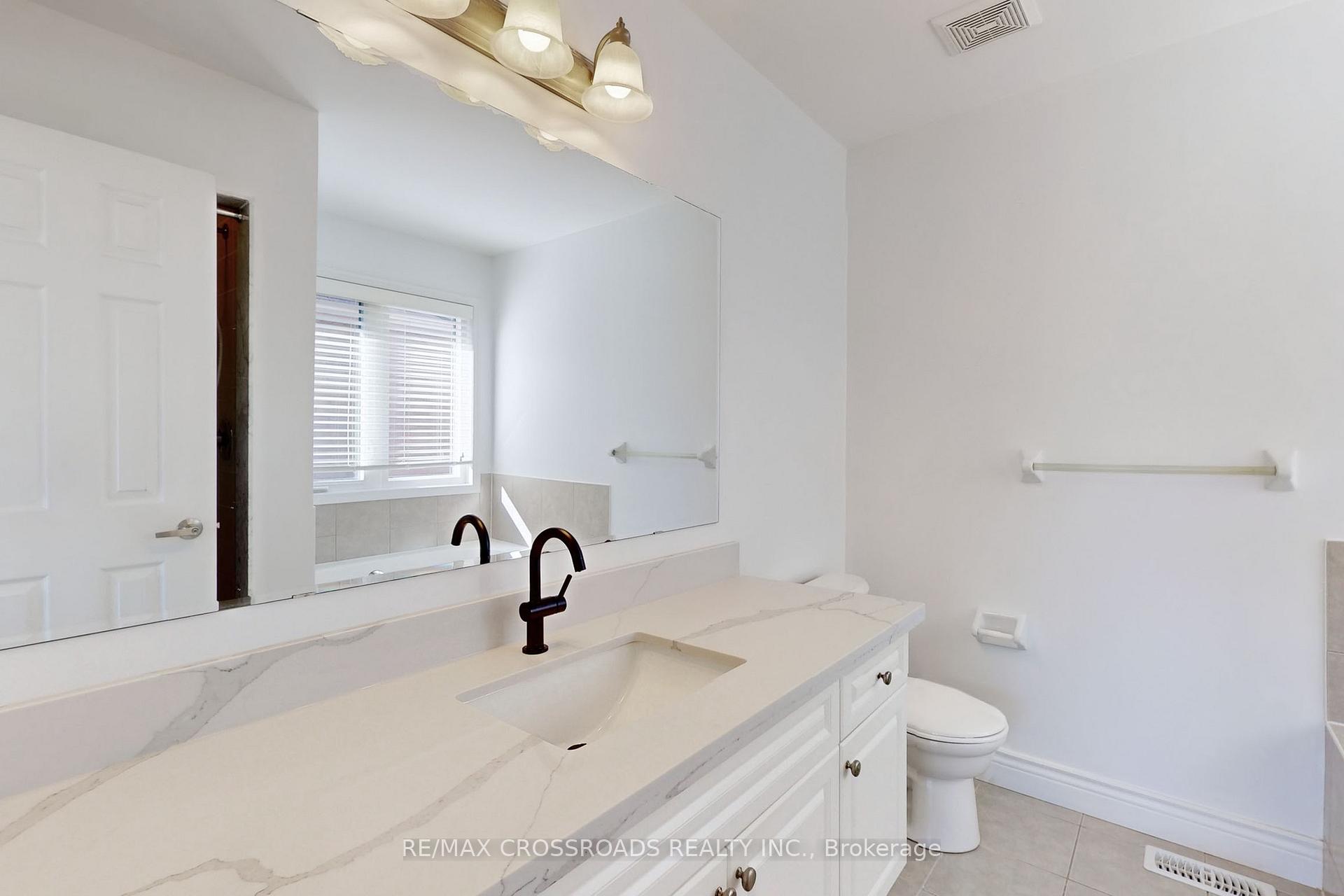 Photo 22 of 103 James Parrott Avenue, Markham, Wismer — HOMEH