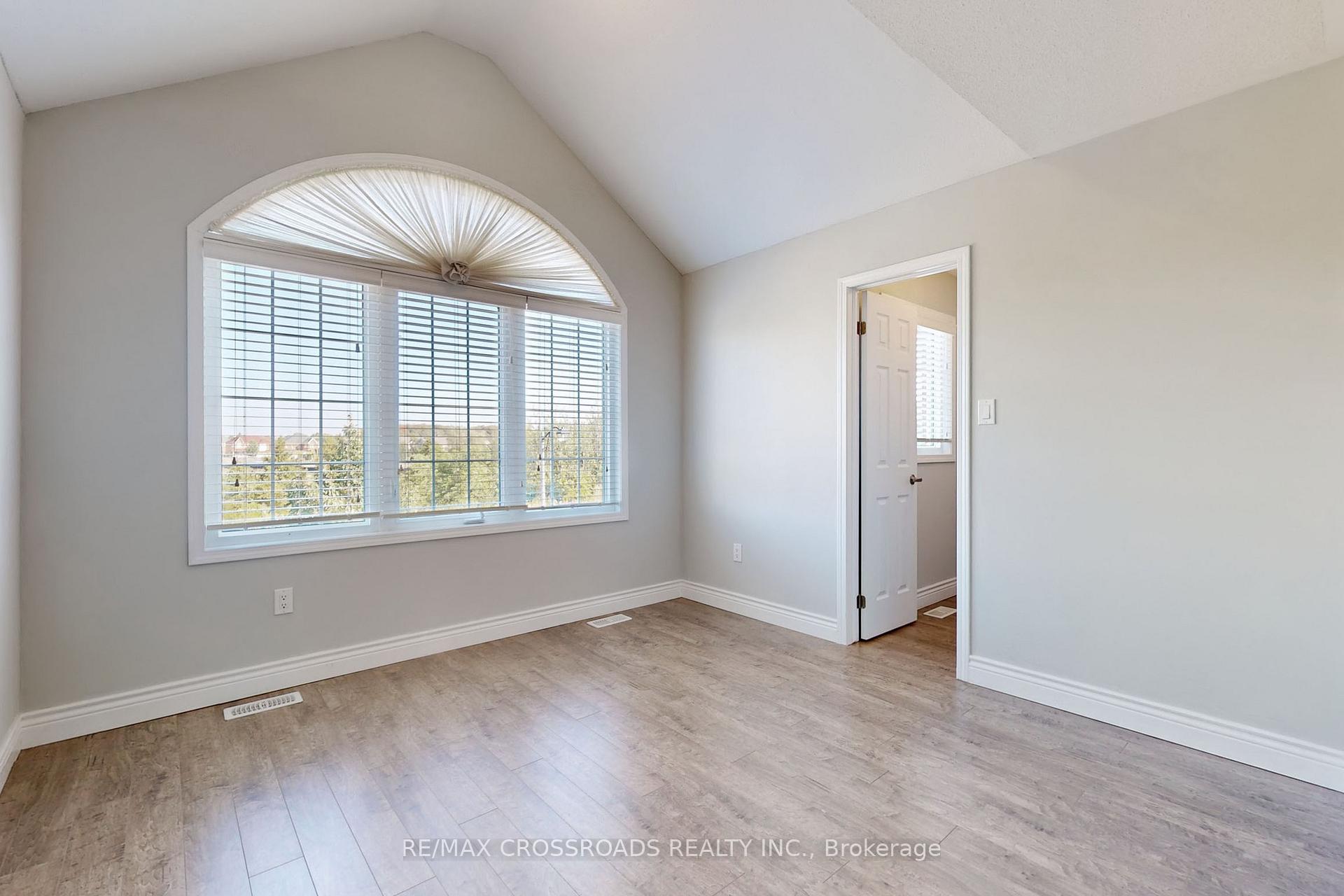 Photo 26 of 103 James Parrott Avenue, Markham, Wismer — HOMEH