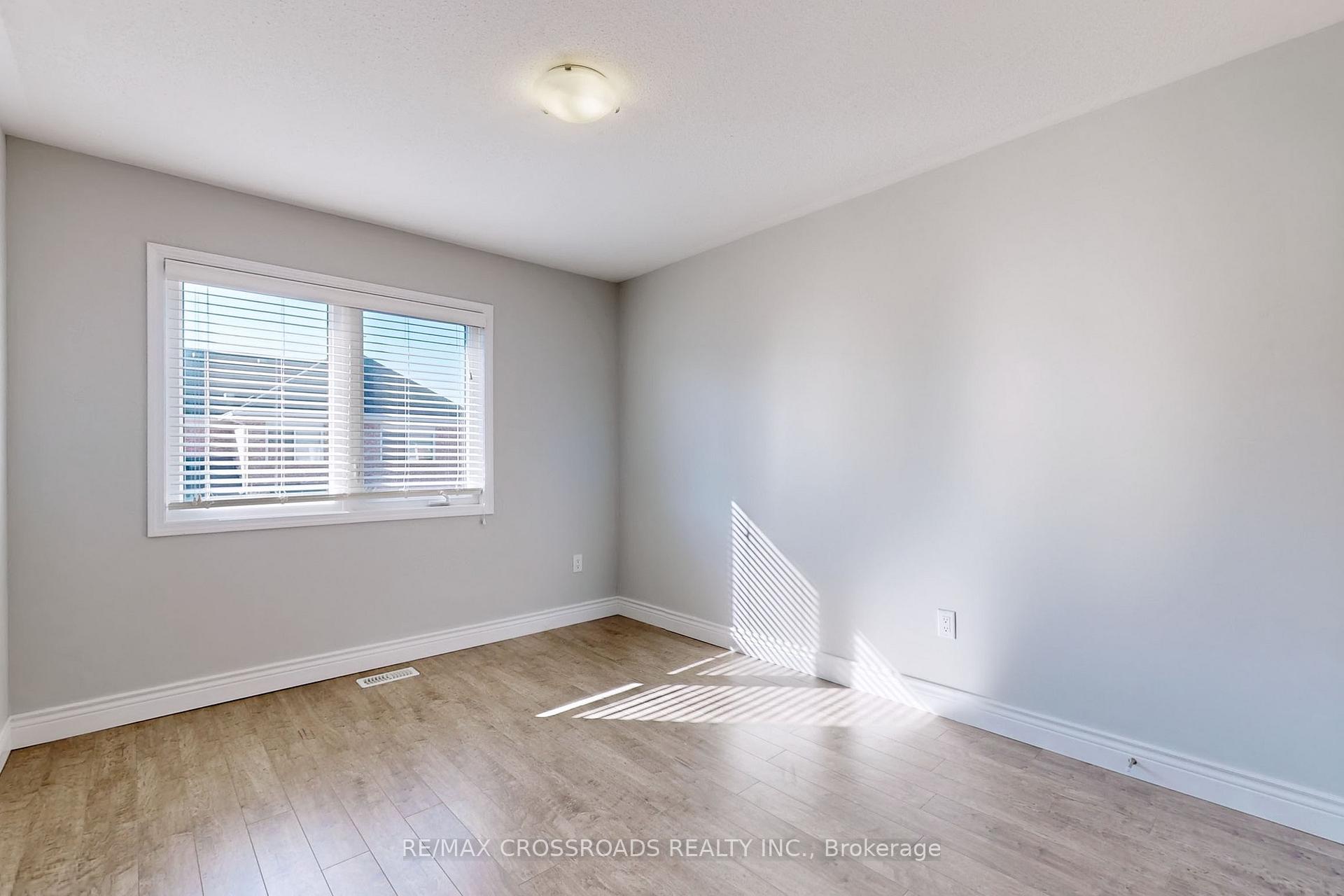 Photo 28 of 103 James Parrott Avenue, Markham, Wismer — HOMEH