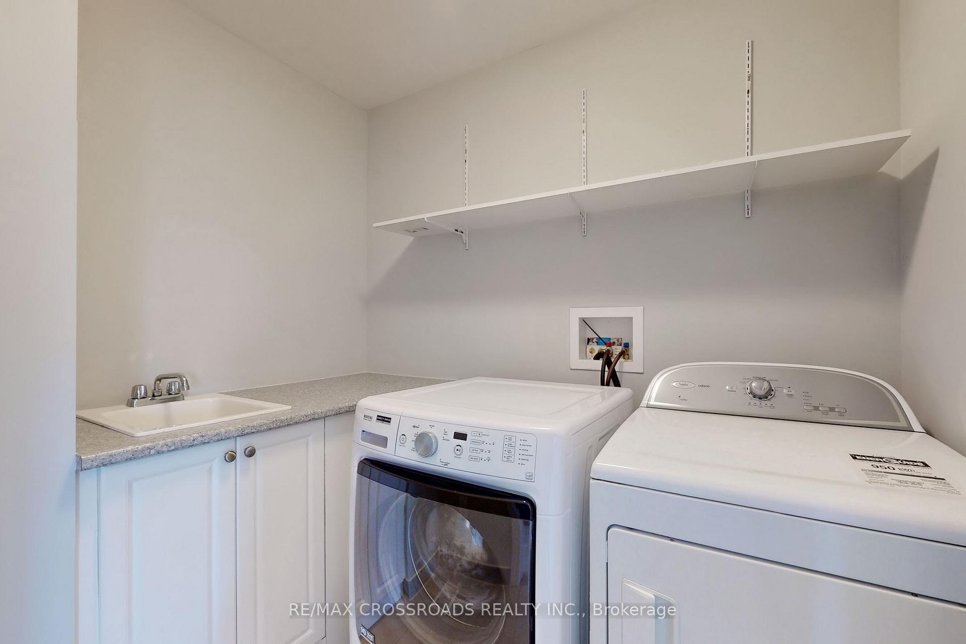 Photo 30 of 103 James Parrott Avenue, Markham, Wismer — HOMEH