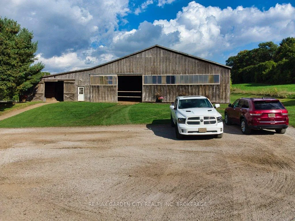 Photo 5 of 503 Metler Road, Pelham, North Pelham — HOMEH