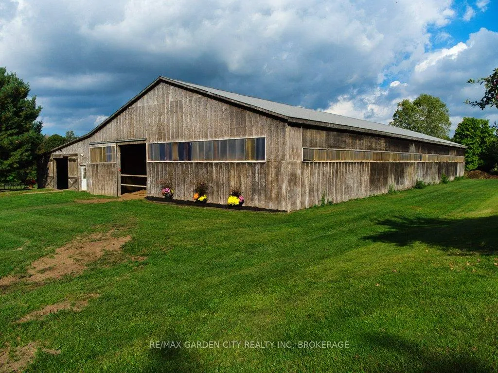 Photo 7 of 503 Metler Road, Pelham, North Pelham — HOMEH