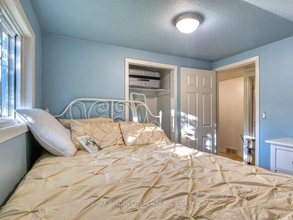 Photo 41 of 503 Metler Road, Pelham, North Pelham — HOMEH