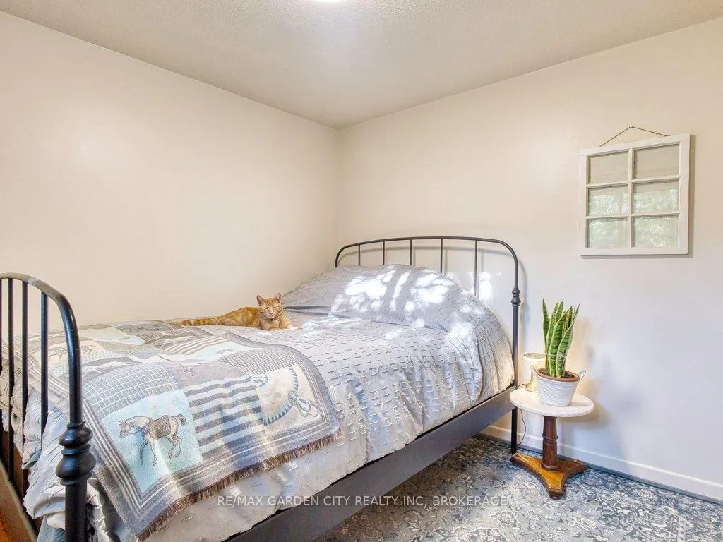 Photo 42 of 503 Metler Road, Pelham, North Pelham — HOMEH