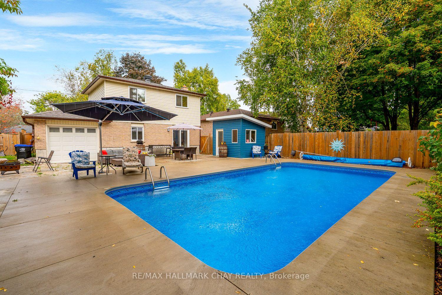 Photo 5 of 95 Boyne Crescent, New Tecumseth, Alliston — HOMEH