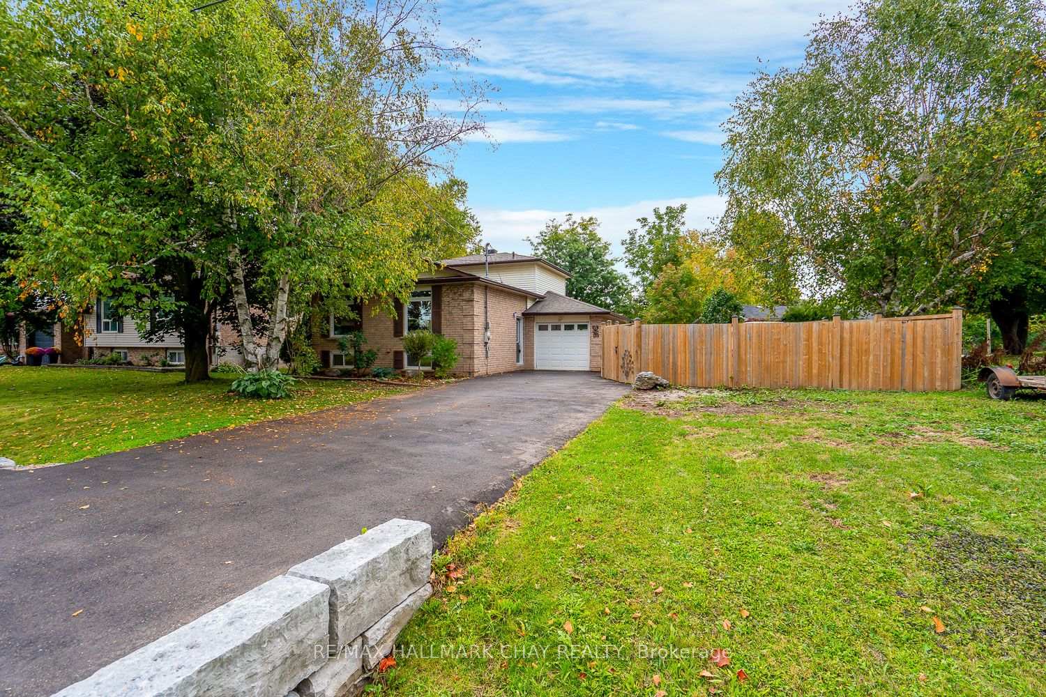 Photo 6 of 95 Boyne Crescent, New Tecumseth, Alliston — HOMEH