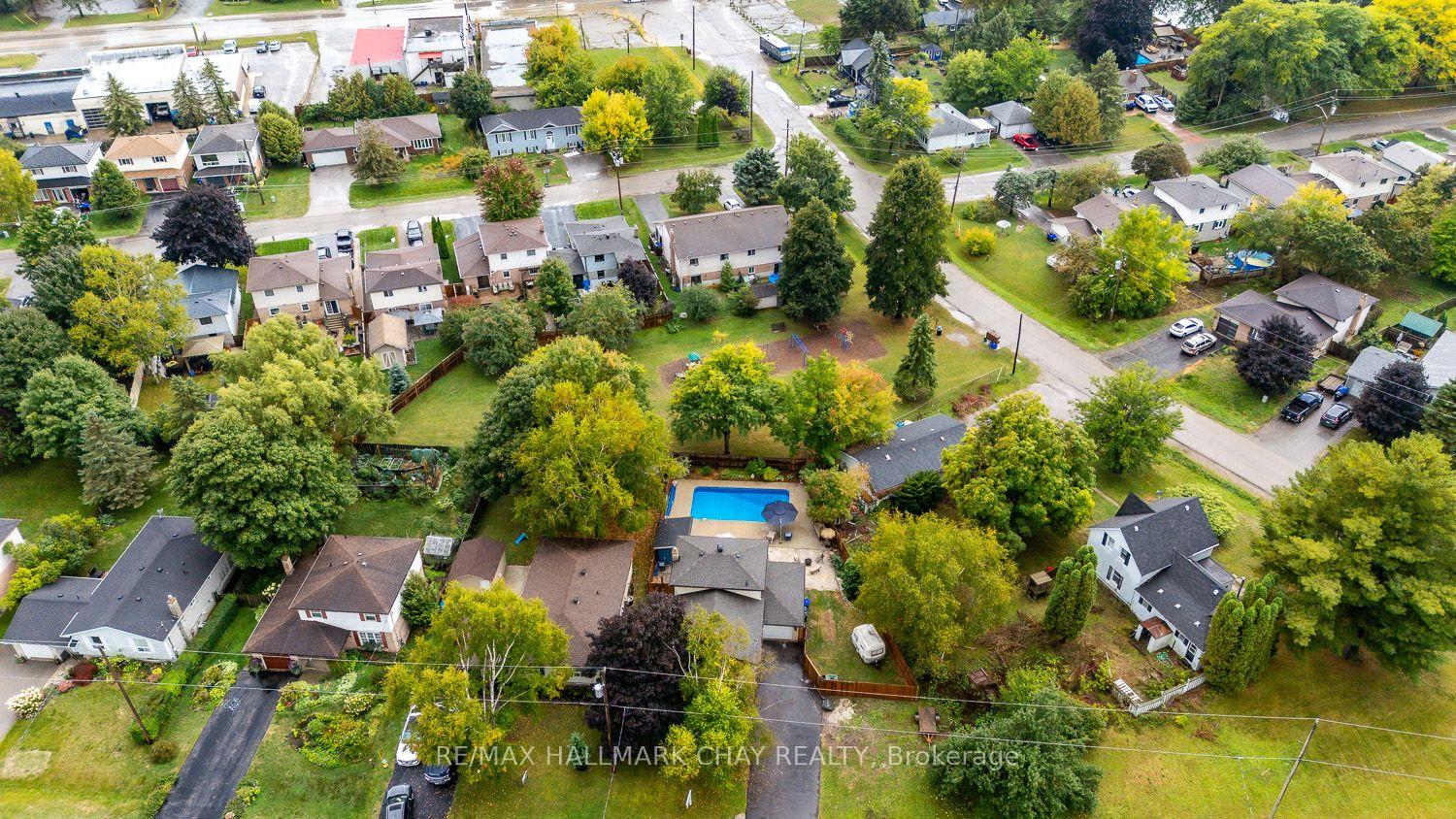Photo 46 of 95 Boyne Crescent, New Tecumseth, Alliston — HOMEH