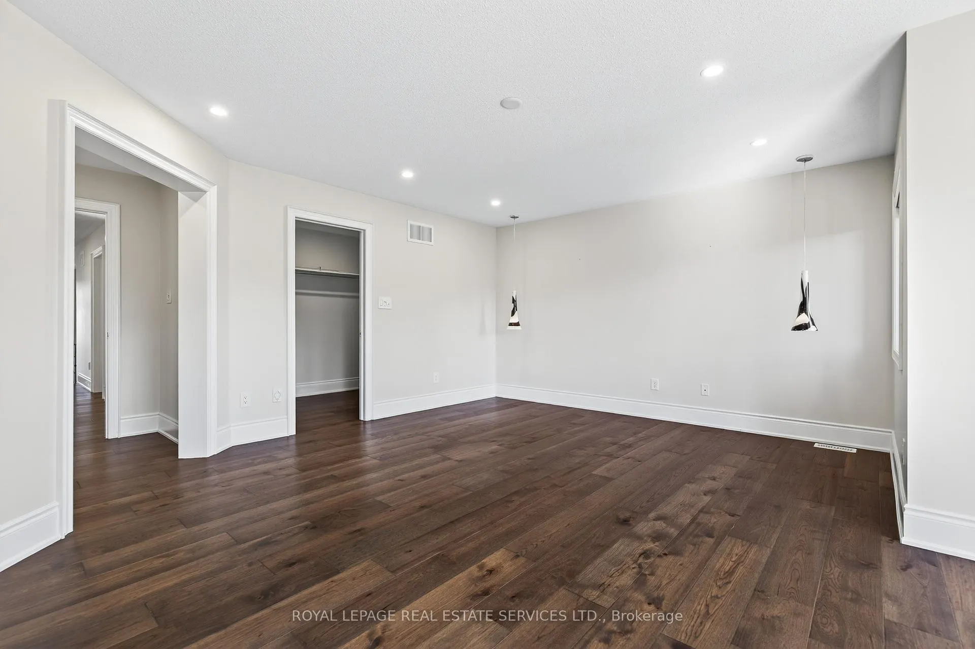 Photo 24 of 2240 Pine Glen Road, Oakville, Westmount — HOMEH