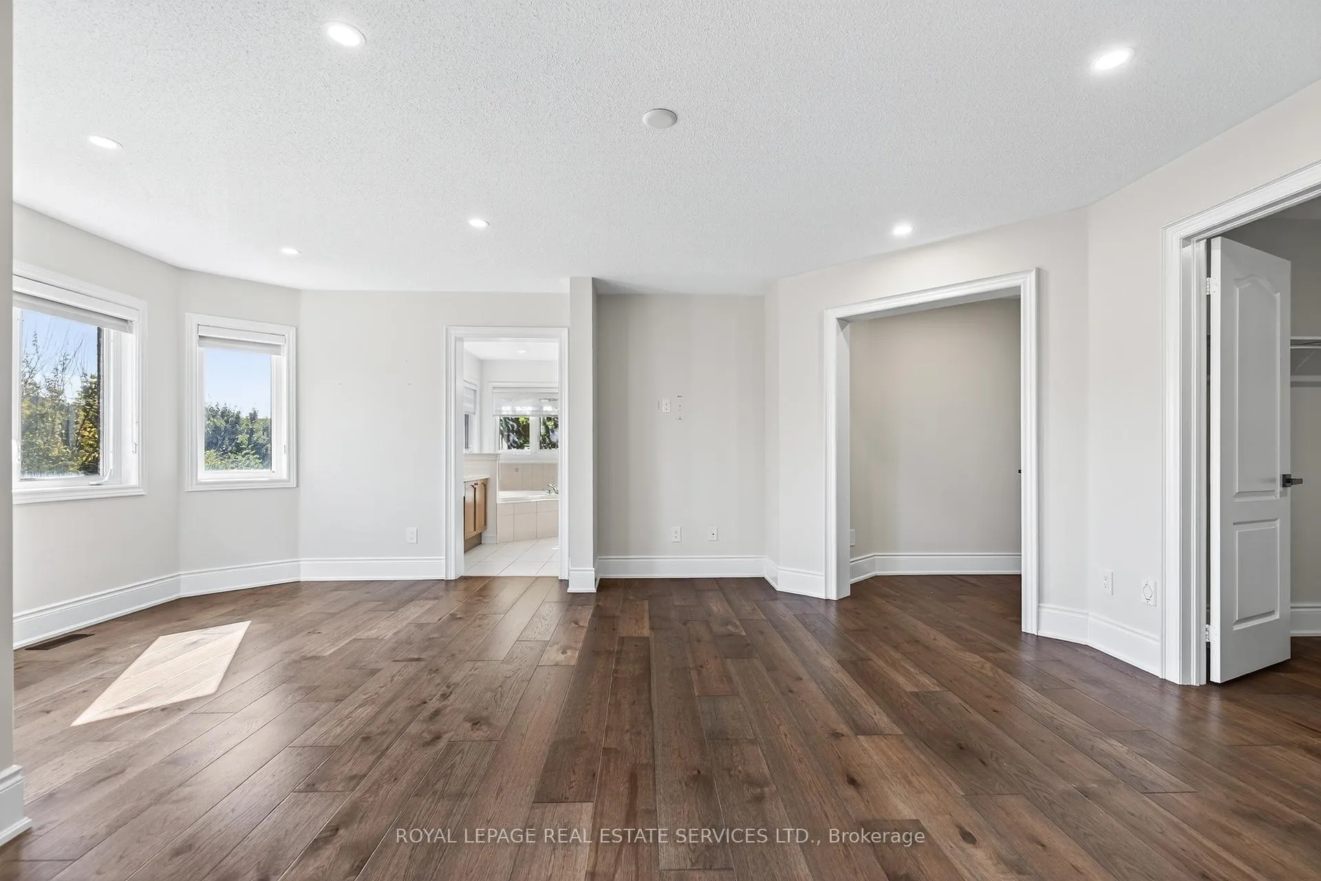 Photo 26 of 2240 Pine Glen Road, Oakville, Westmount — HOMEH