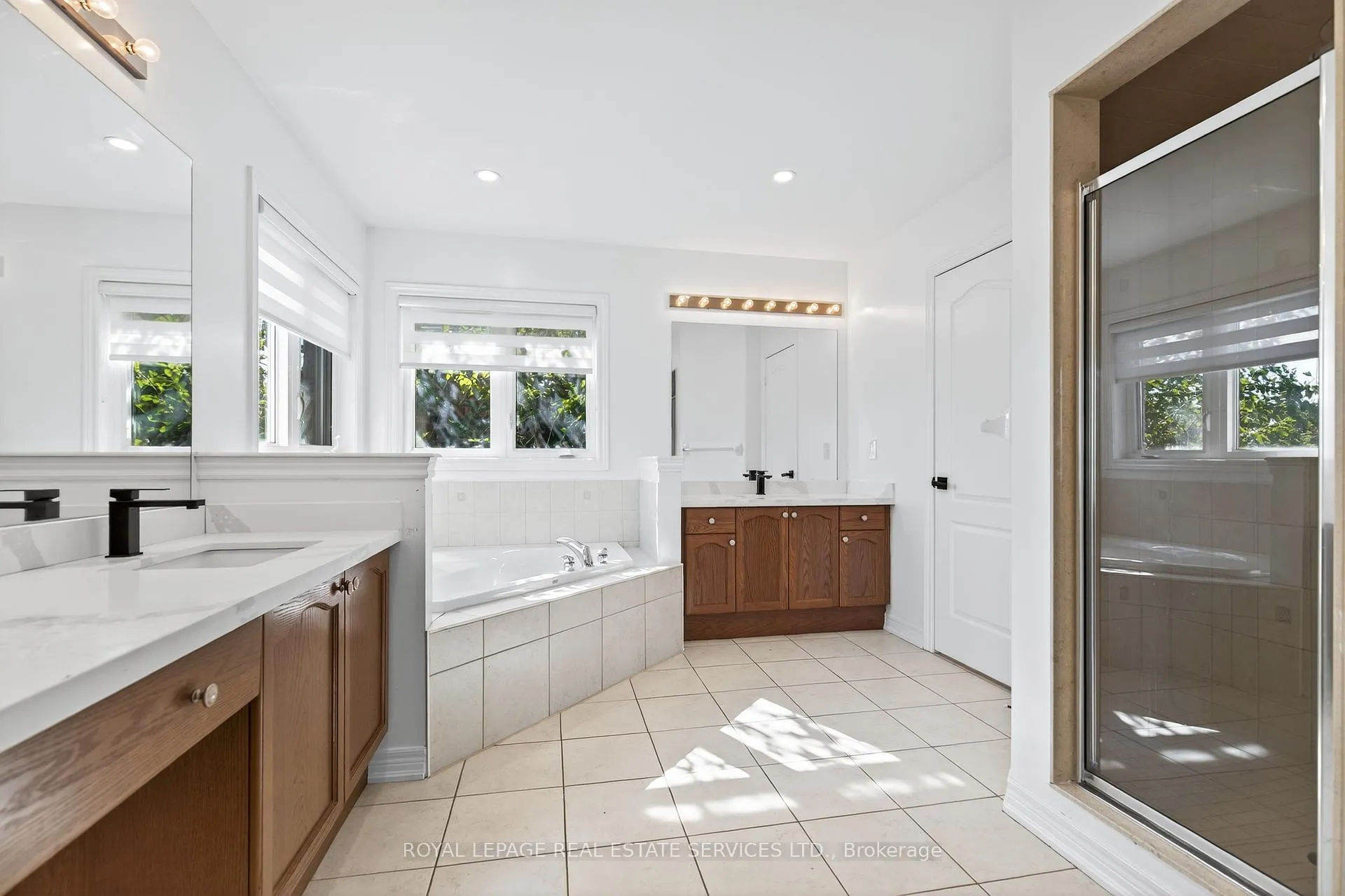 Photo 27 of 2240 Pine Glen Road, Oakville, Westmount — HOMEH