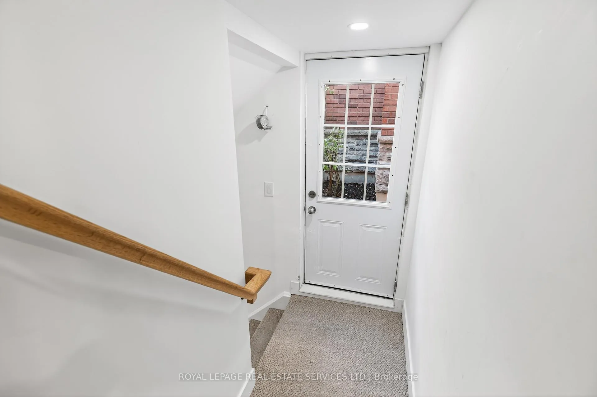 Photo 37 of 2240 Pine Glen Road, Oakville, Westmount — HOMEH
