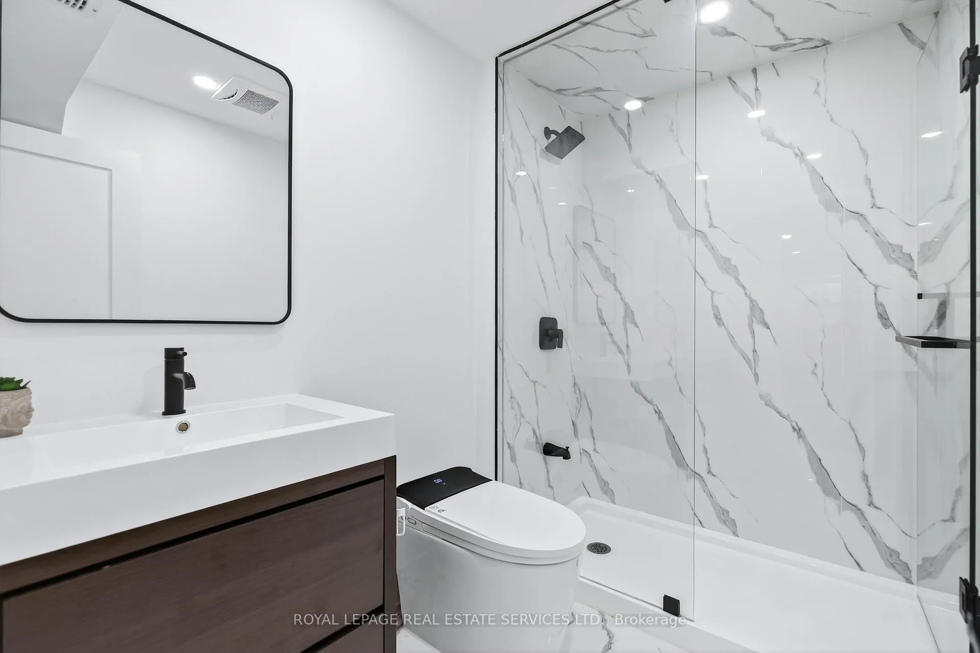 Photo 45 of 2240 Pine Glen Road, Oakville, Westmount — HOMEH