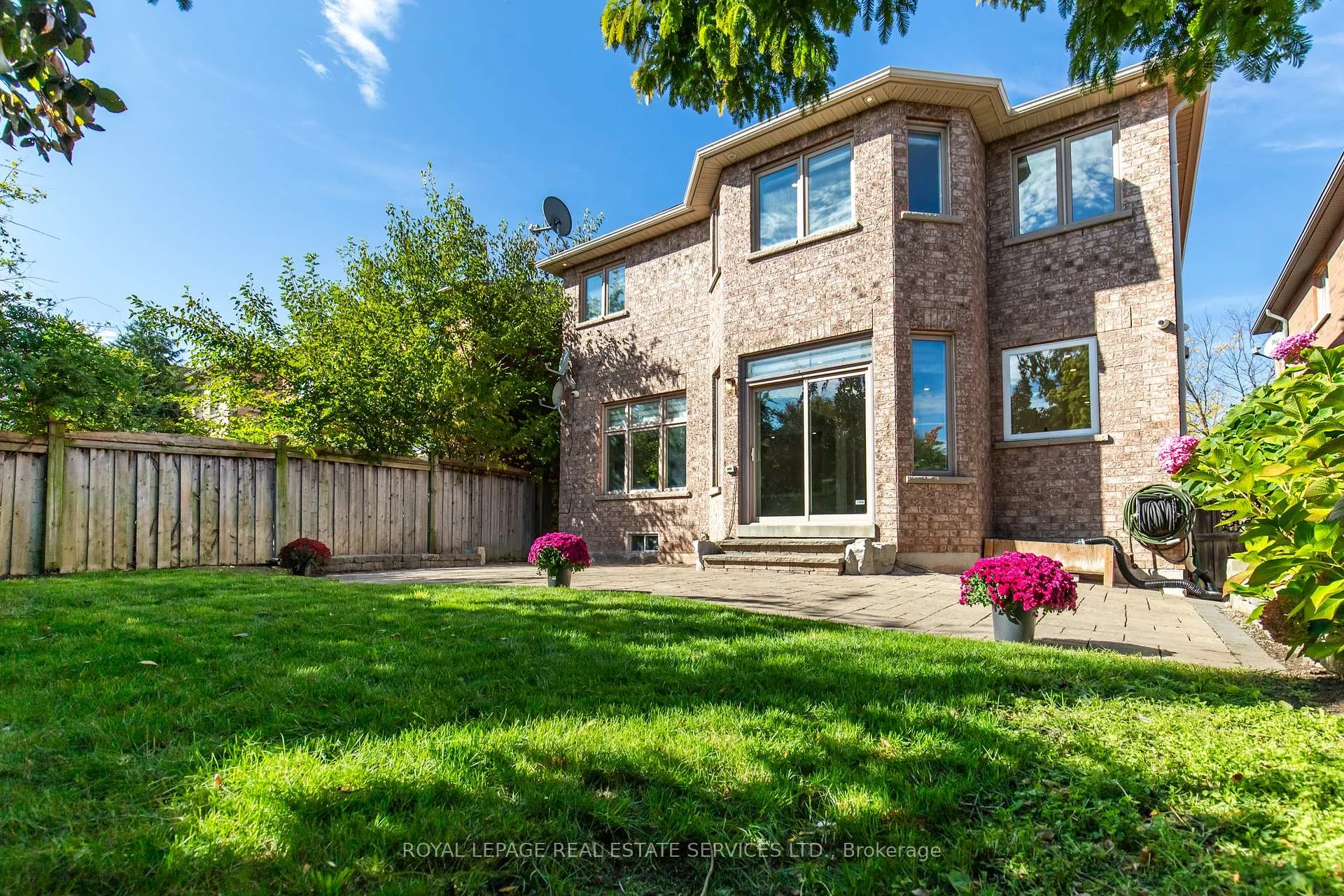 Photo 49 of 2240 Pine Glen Road, Oakville, Westmount — HOMEH