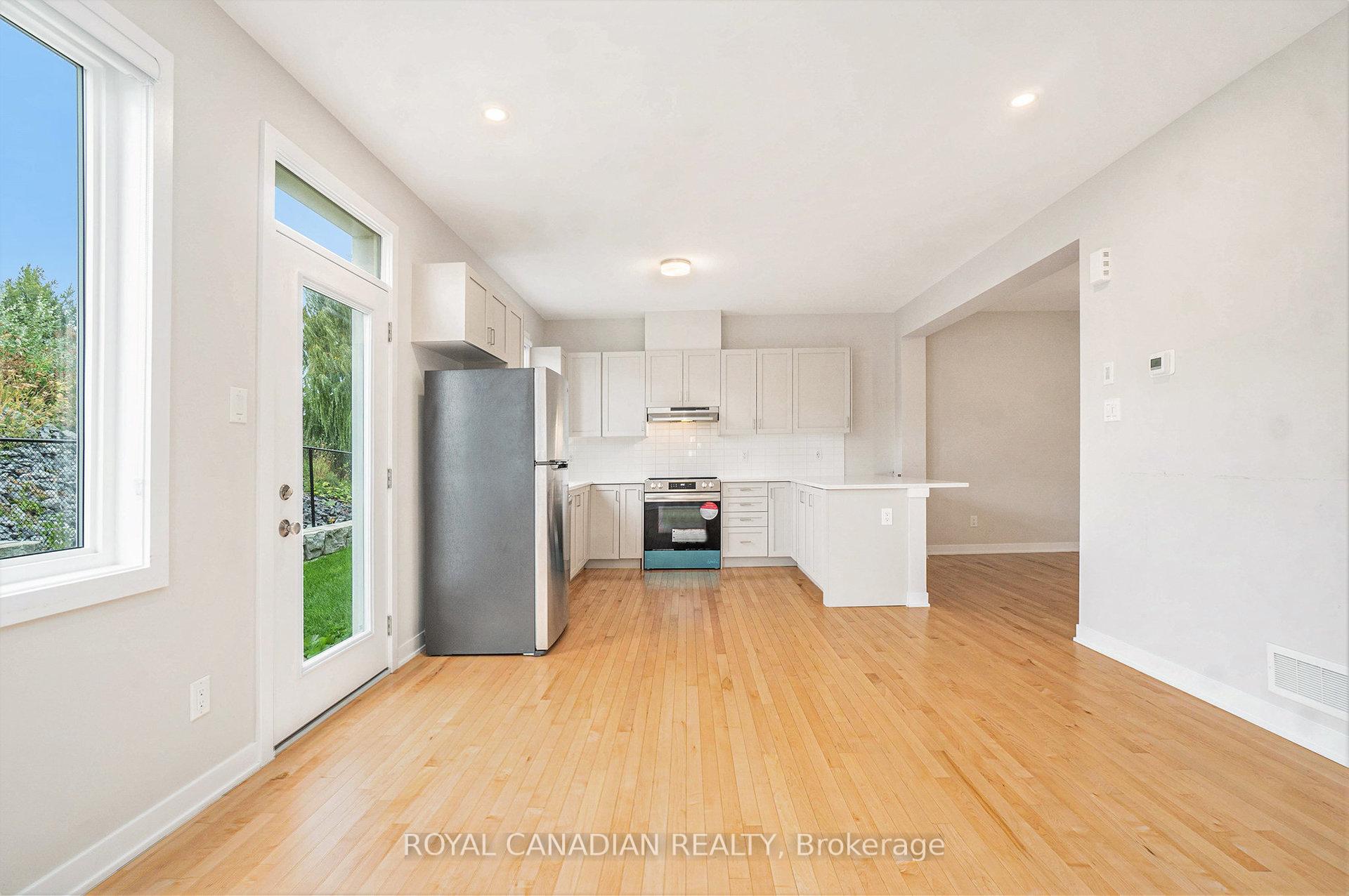 Photo 7 of 93 Pizzicato Street, Ottawa, Mer Bleue/Bradley Estates/Anderson Park — HOMEH