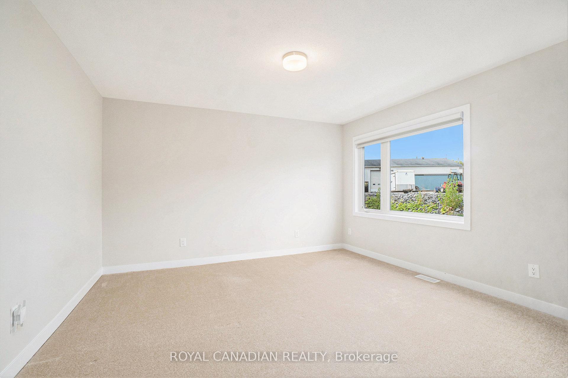 Photo 13 of 93 Pizzicato Street, Ottawa, Mer Bleue/Bradley Estates/Anderson Park — HOMEH
