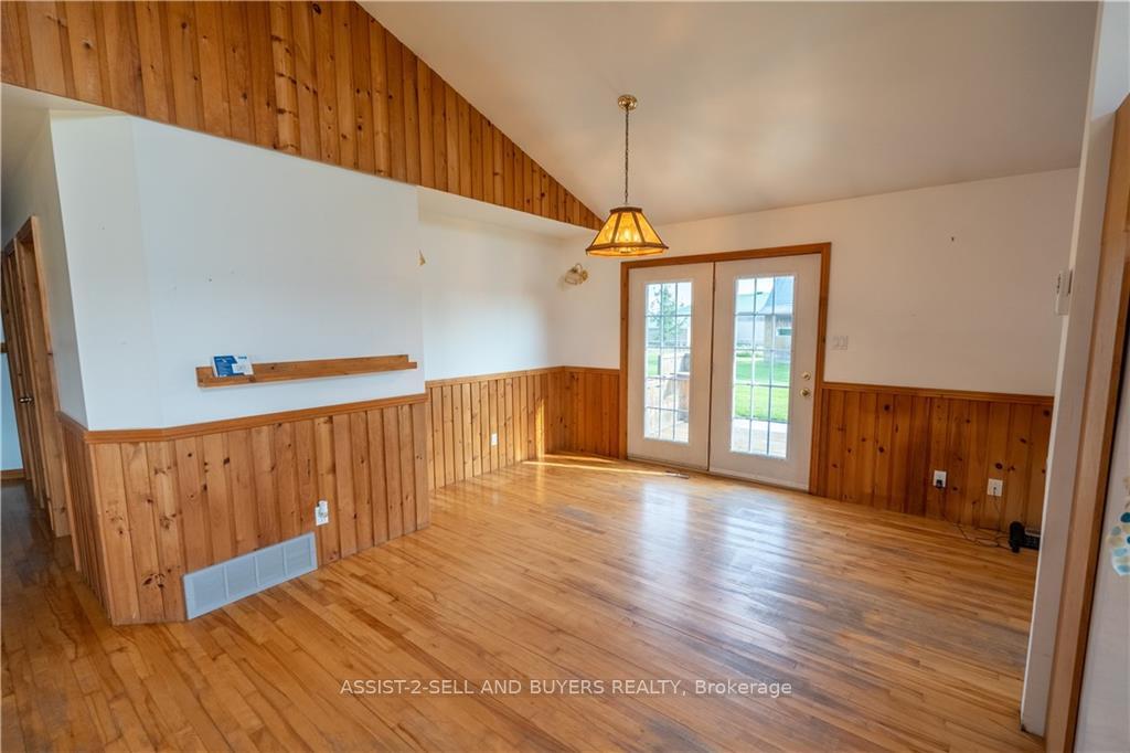 Photo 3 of 22225 Binette Road, North Glengarry, North Glengarry (Lochiel) Twp — HOMEH