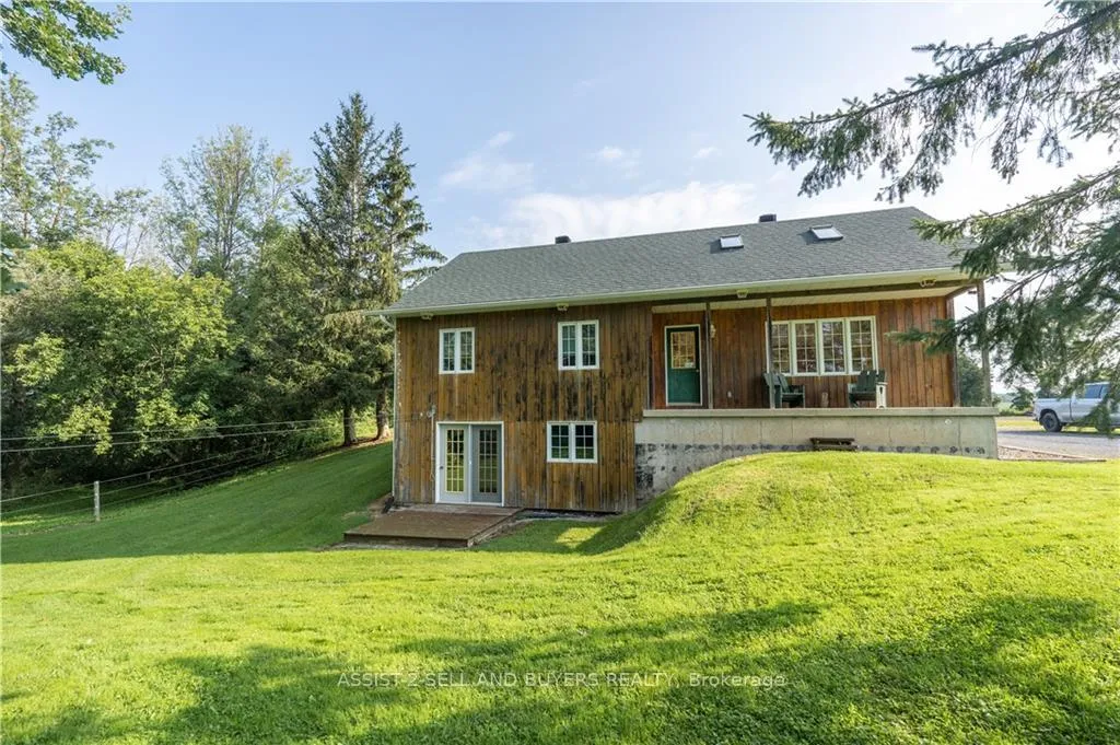 Photo 11 of 22225 Binette Road, North Glengarry, North Glengarry (Lochiel) Twp — HOMEH