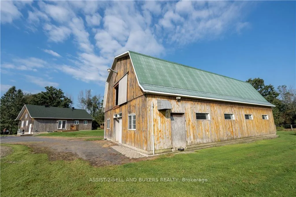 Photo 15 of 22225 Binette Road, North Glengarry, North Glengarry (Lochiel) Twp — HOMEH
