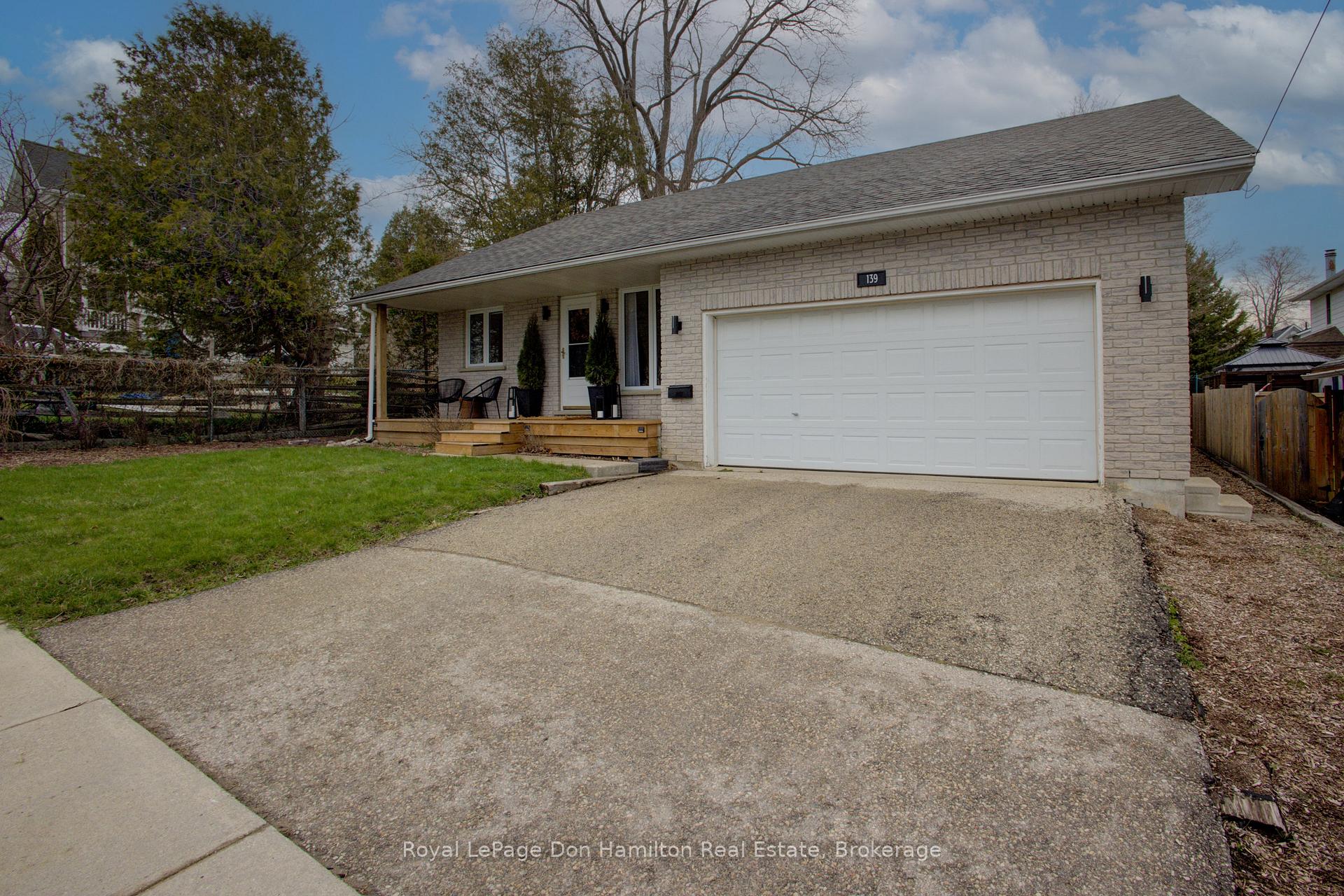 Photo 3 of 139 Queen Street E, North Perth, Listowel — HOMEH