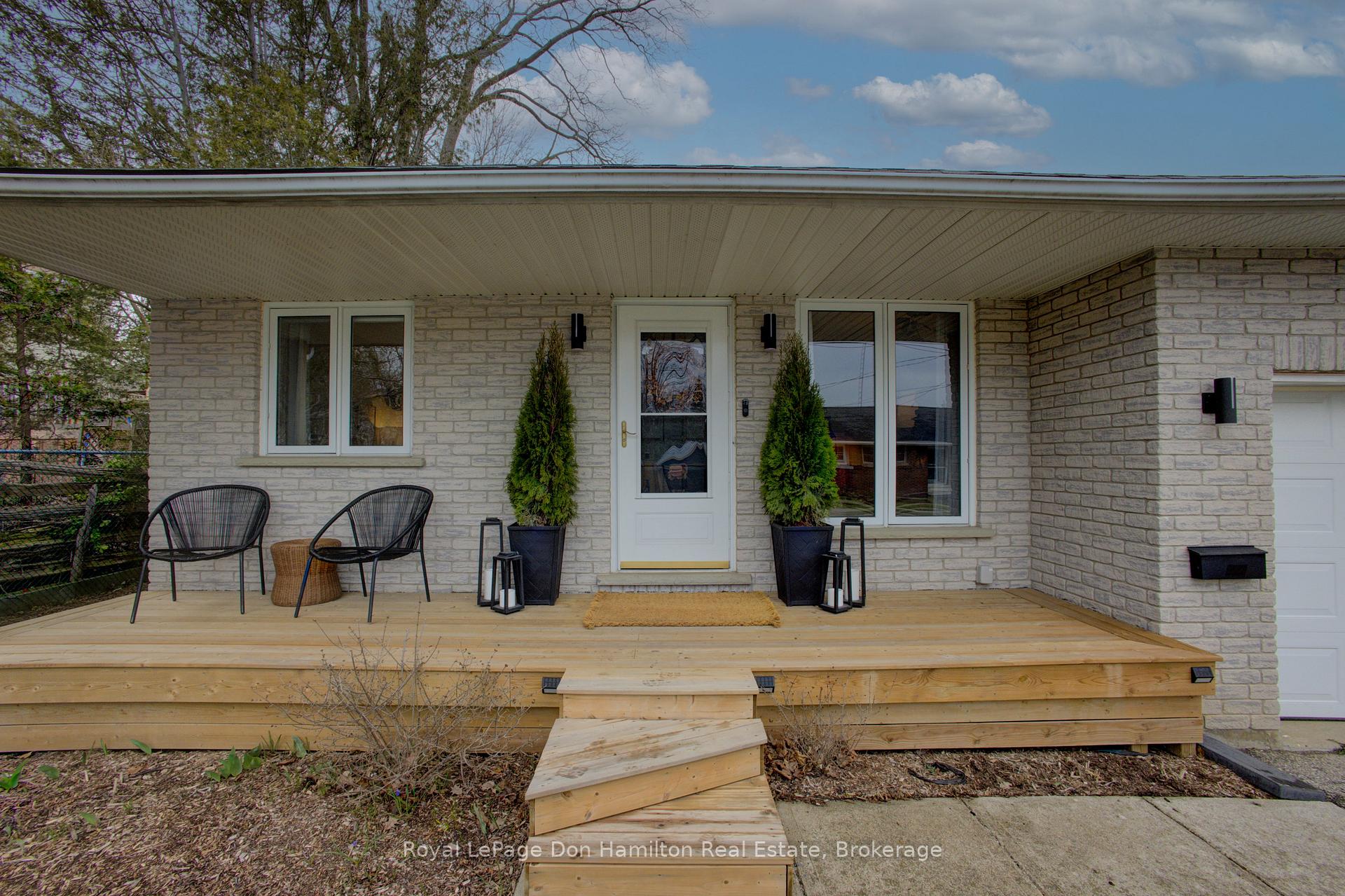 Photo 6 of 139 Queen Street E, North Perth, Listowel — HOMEH