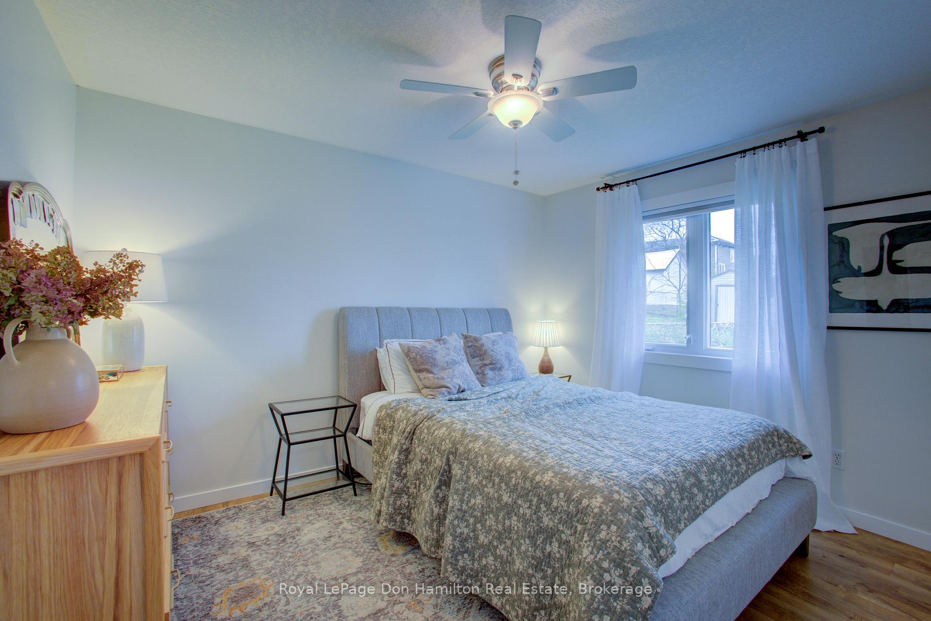 Photo 24 of 139 Queen Street E, North Perth, Listowel — HOMEH