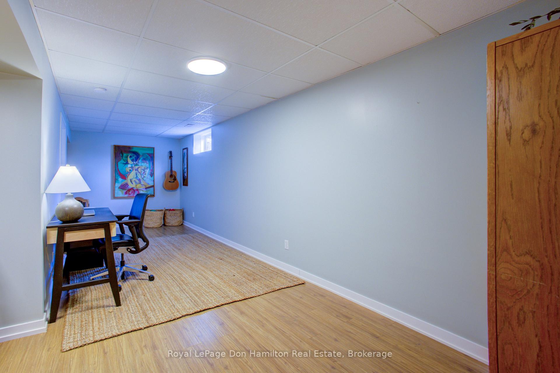 Photo 28 of 139 Queen Street E, North Perth, Listowel — HOMEH