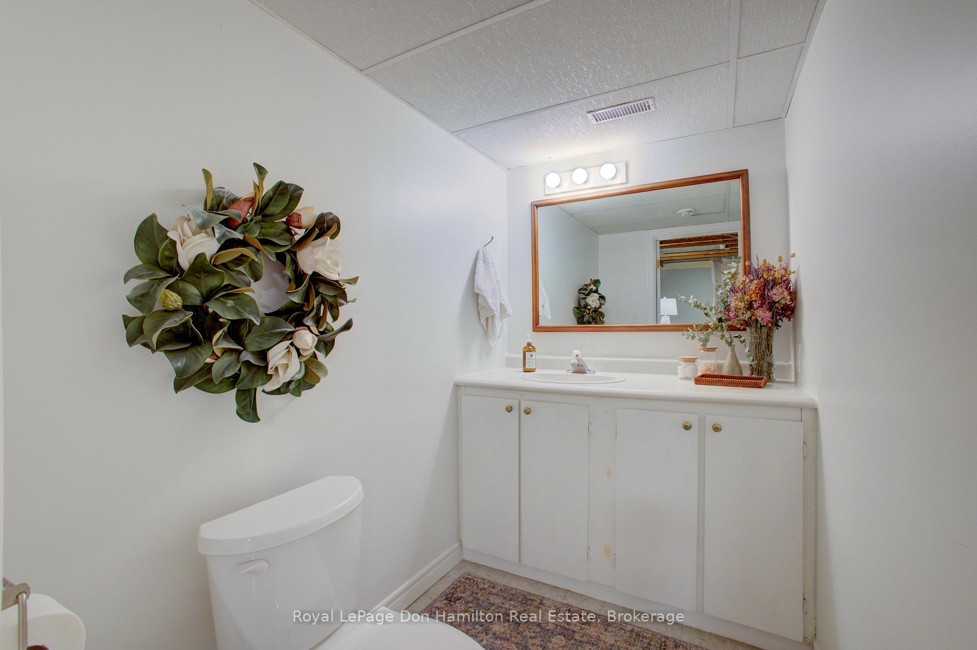 Photo 31 of 139 Queen Street E, North Perth, Listowel — HOMEH