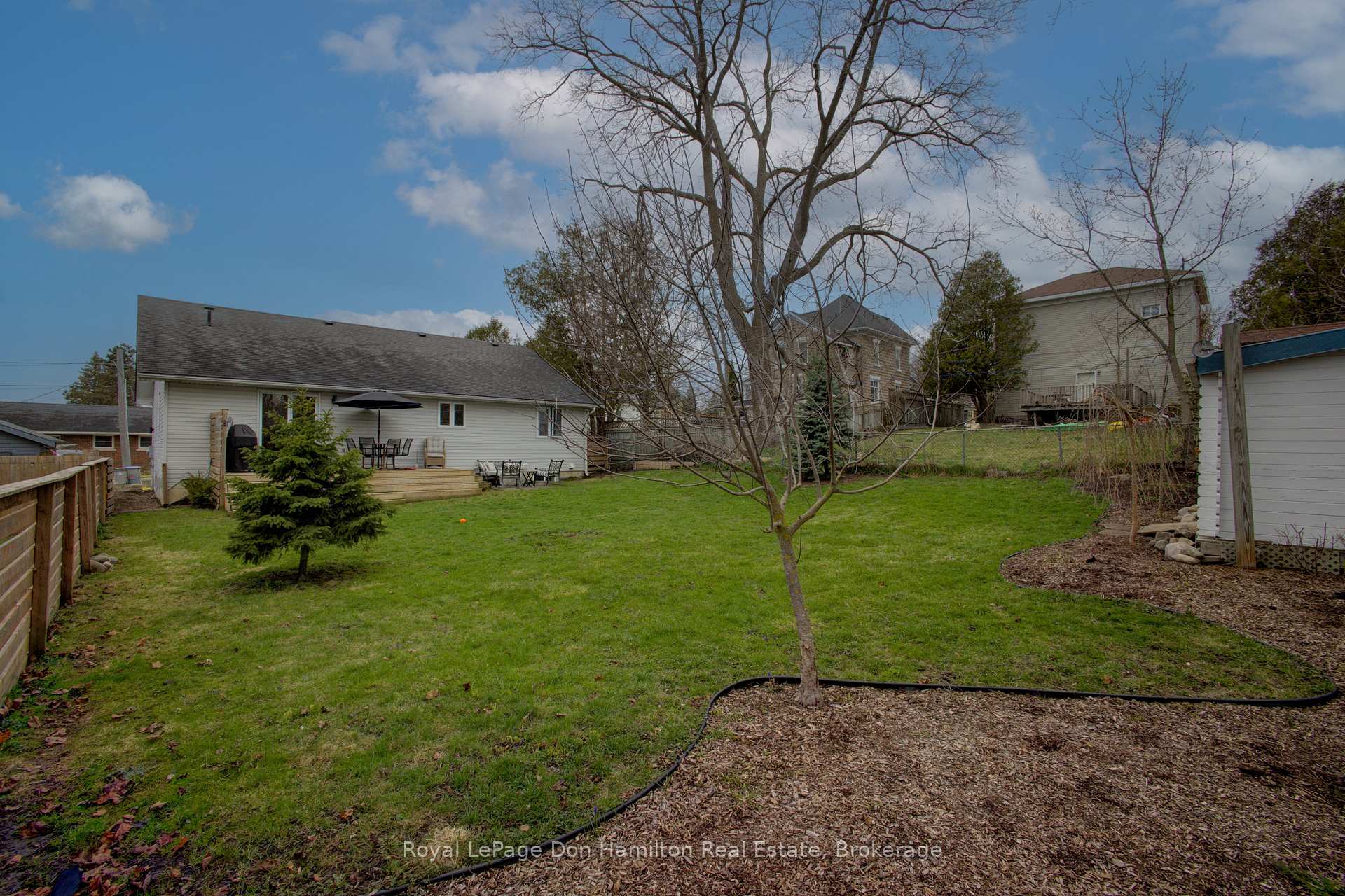 Photo 34 of 139 Queen Street E, North Perth, Listowel — HOMEH