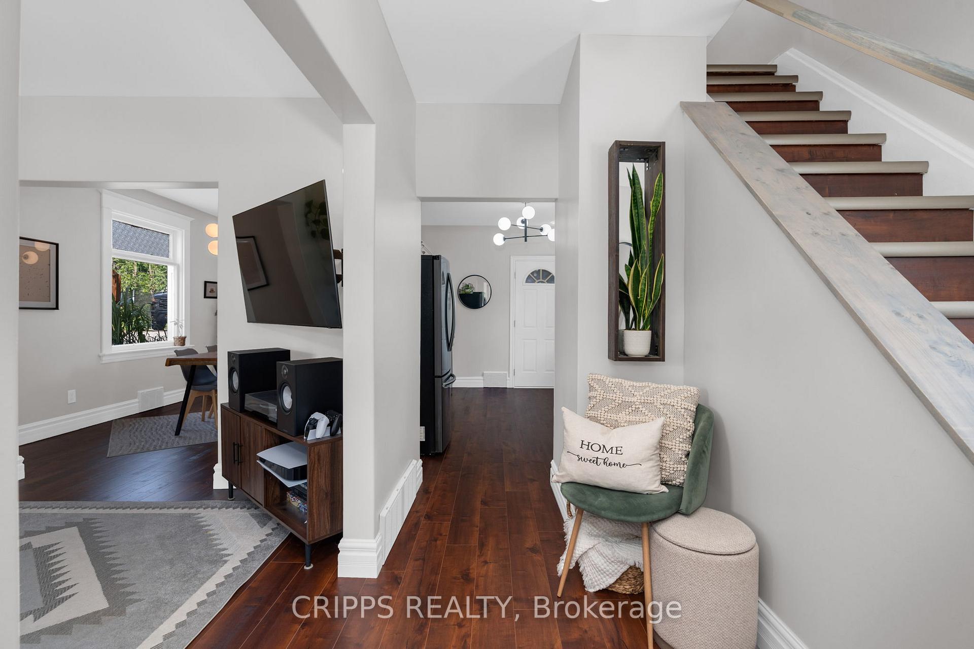 Photo 15 of 268 John Street N, Orillia — HOMEH